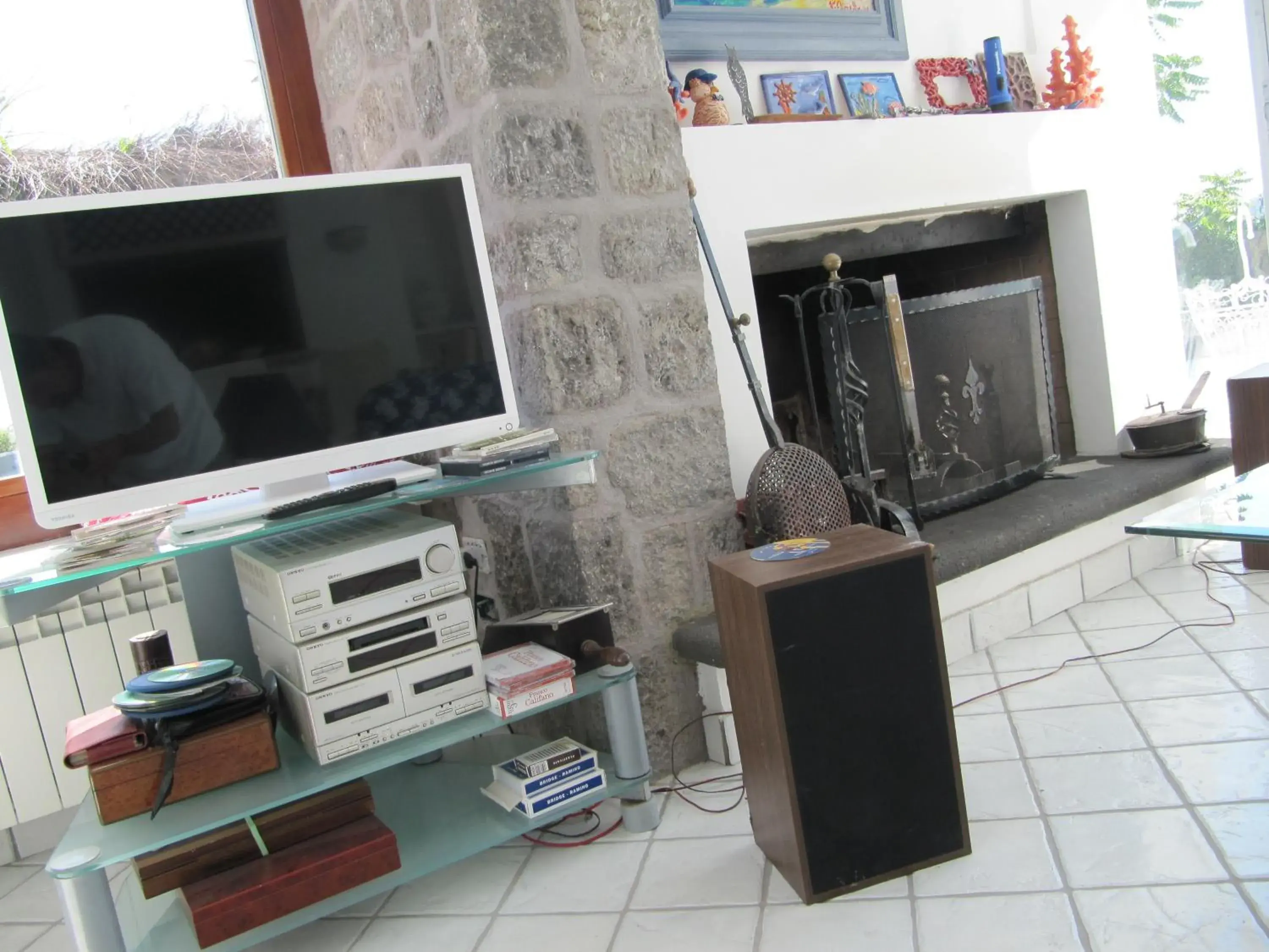 TV and multimedia, TV/Entertainment Center in Relais Bijoux Ischia