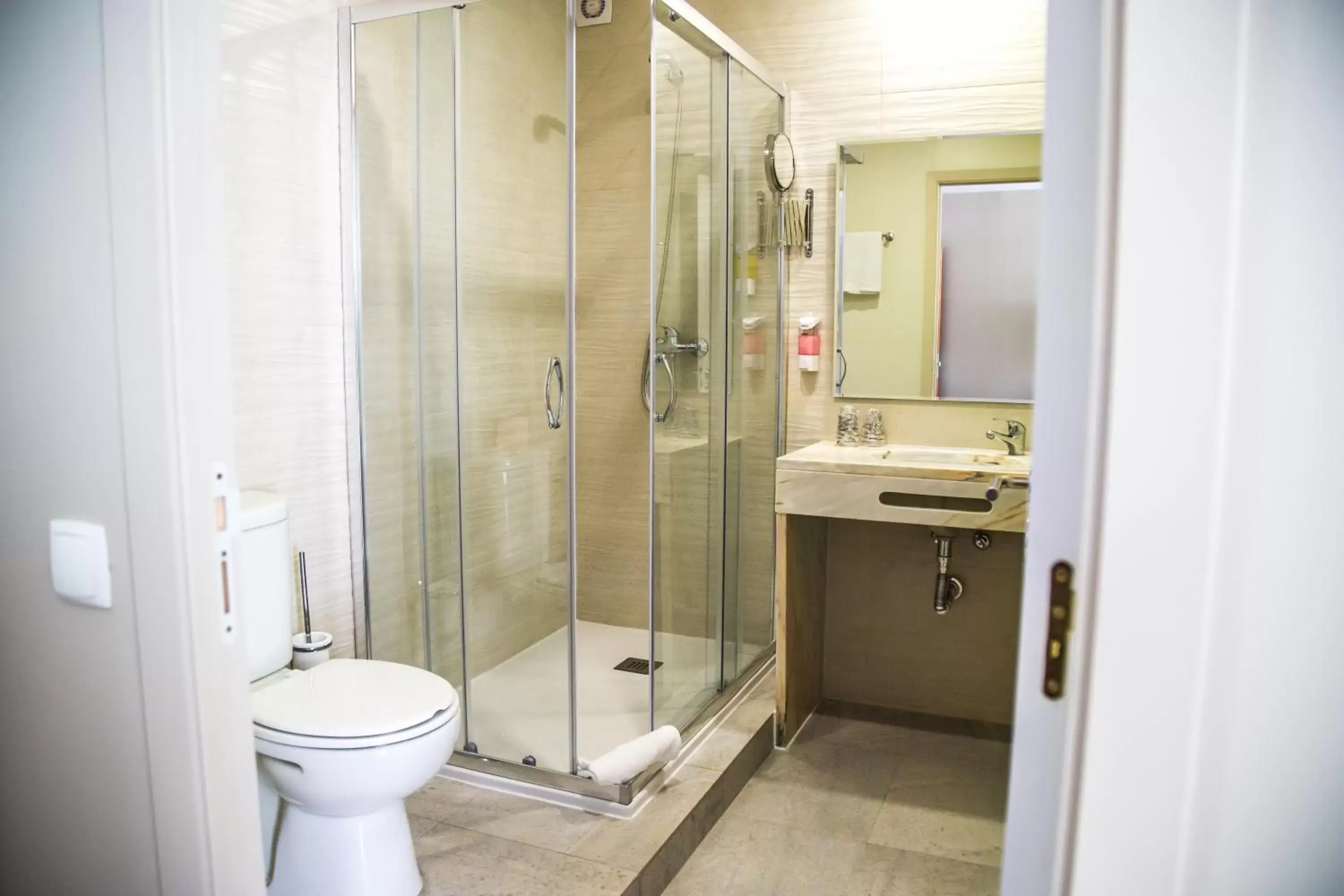 Bathroom in Hotel Laitau