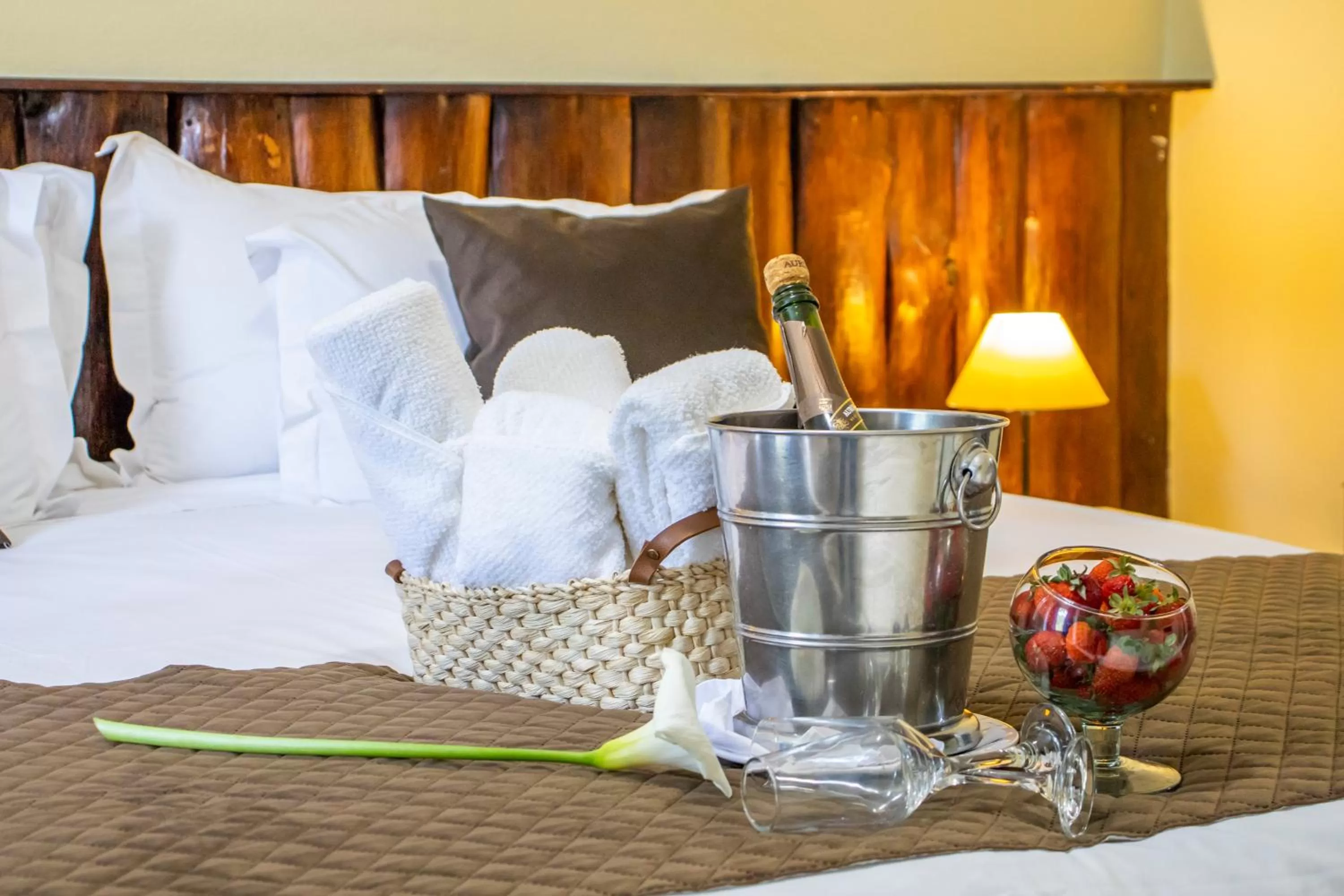 Bedroom, Bed in Green Village Hotel