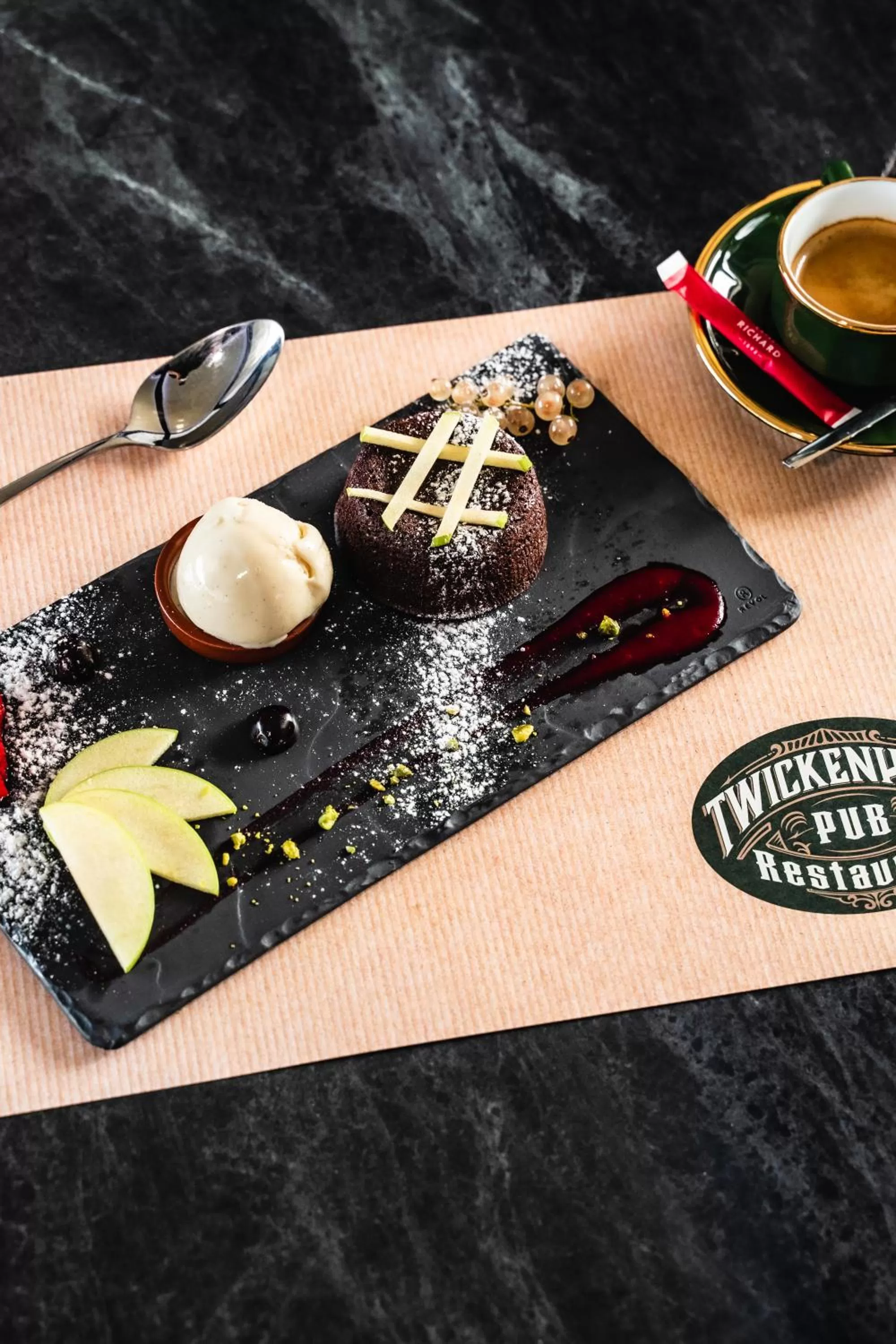 Restaurant/places to eat in ibis Styles Castelnaudary