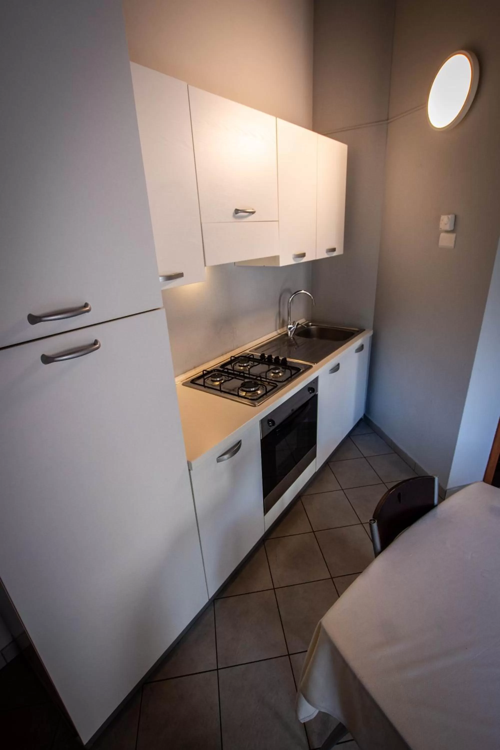 Kitchen/Kitchenette in AgriCamping AlbaVillage Hotel & Wellness