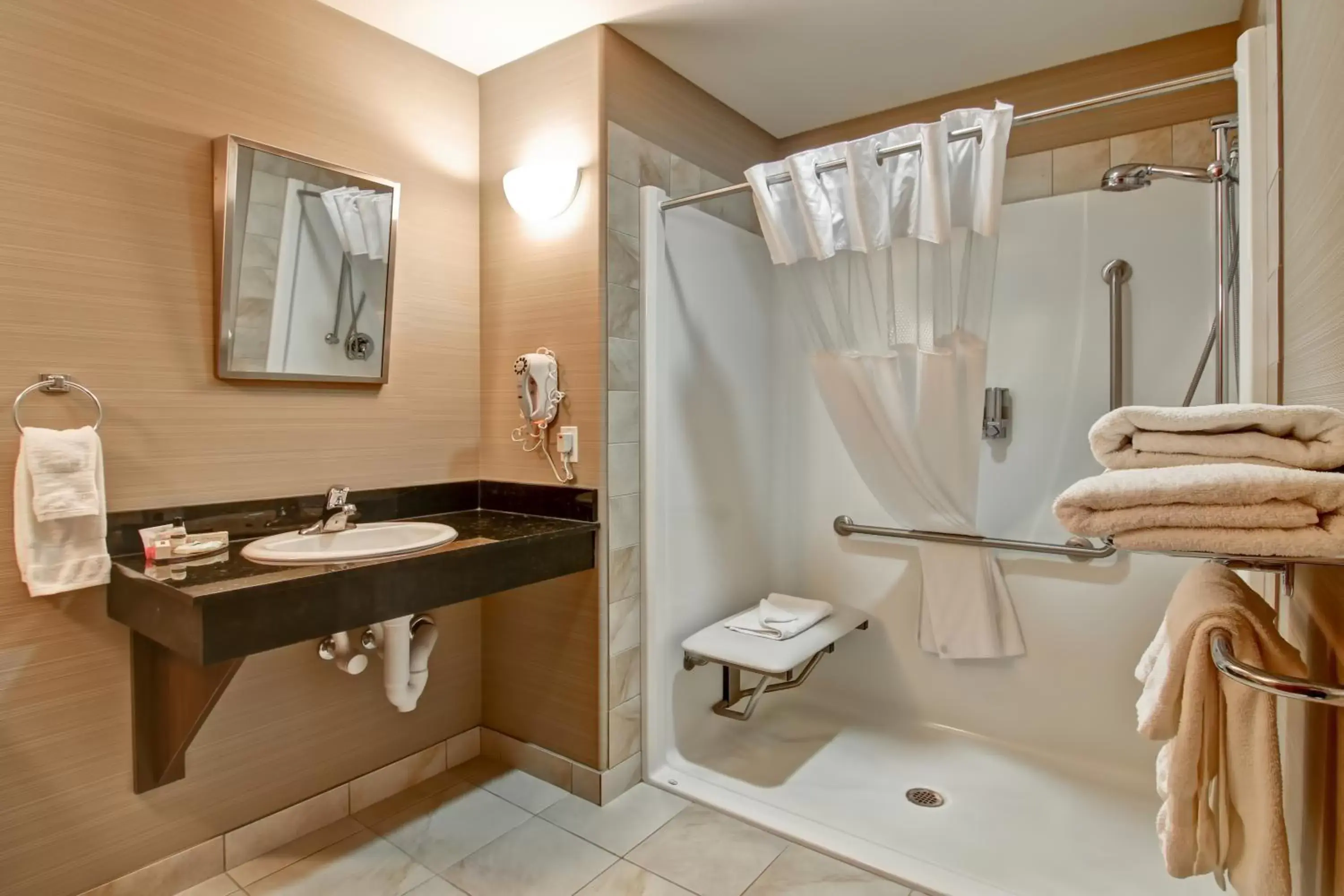 Bathroom in Canalta Hotel Esterhazy