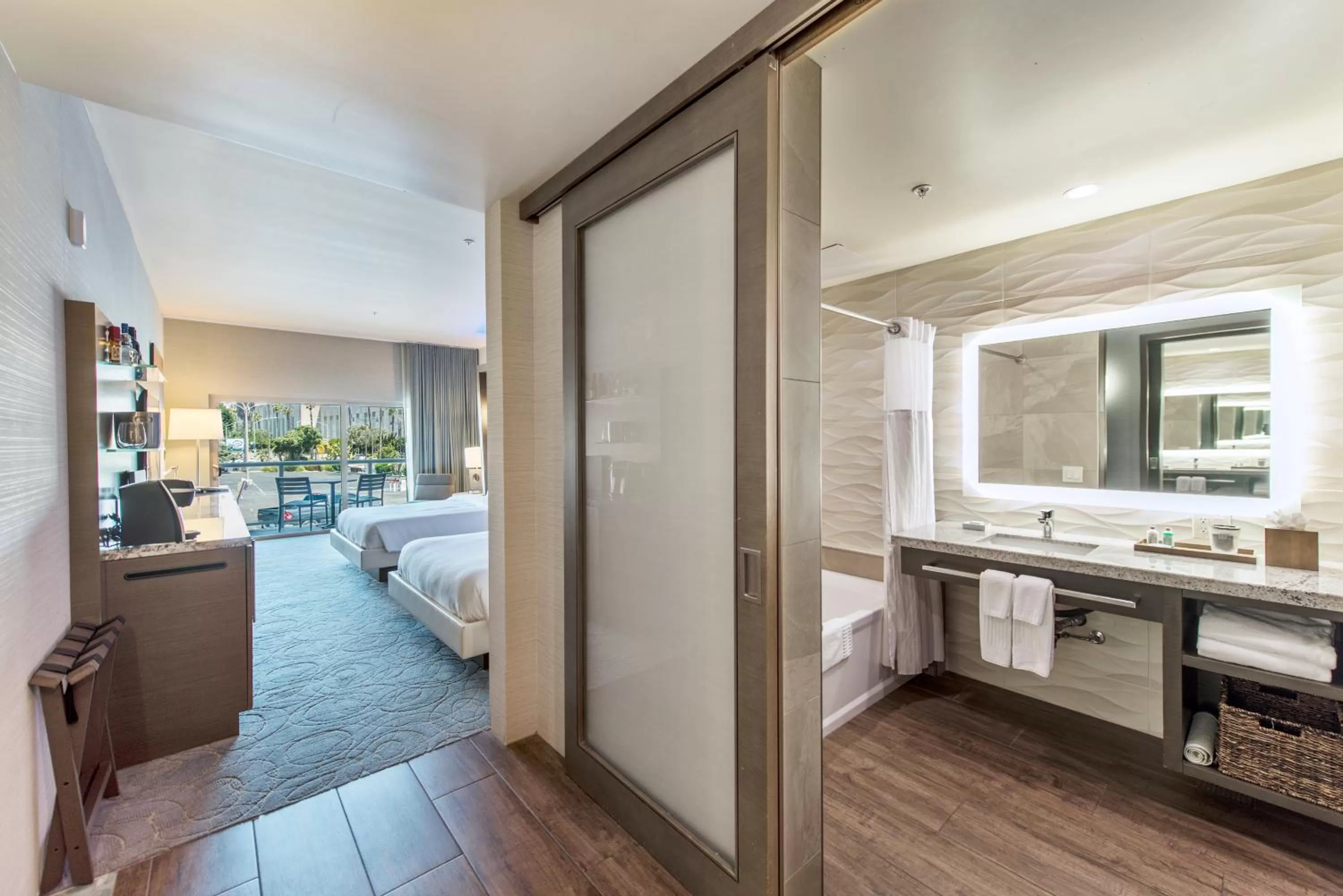 Bathroom, Bed in Shade Hotel Redondo Beach