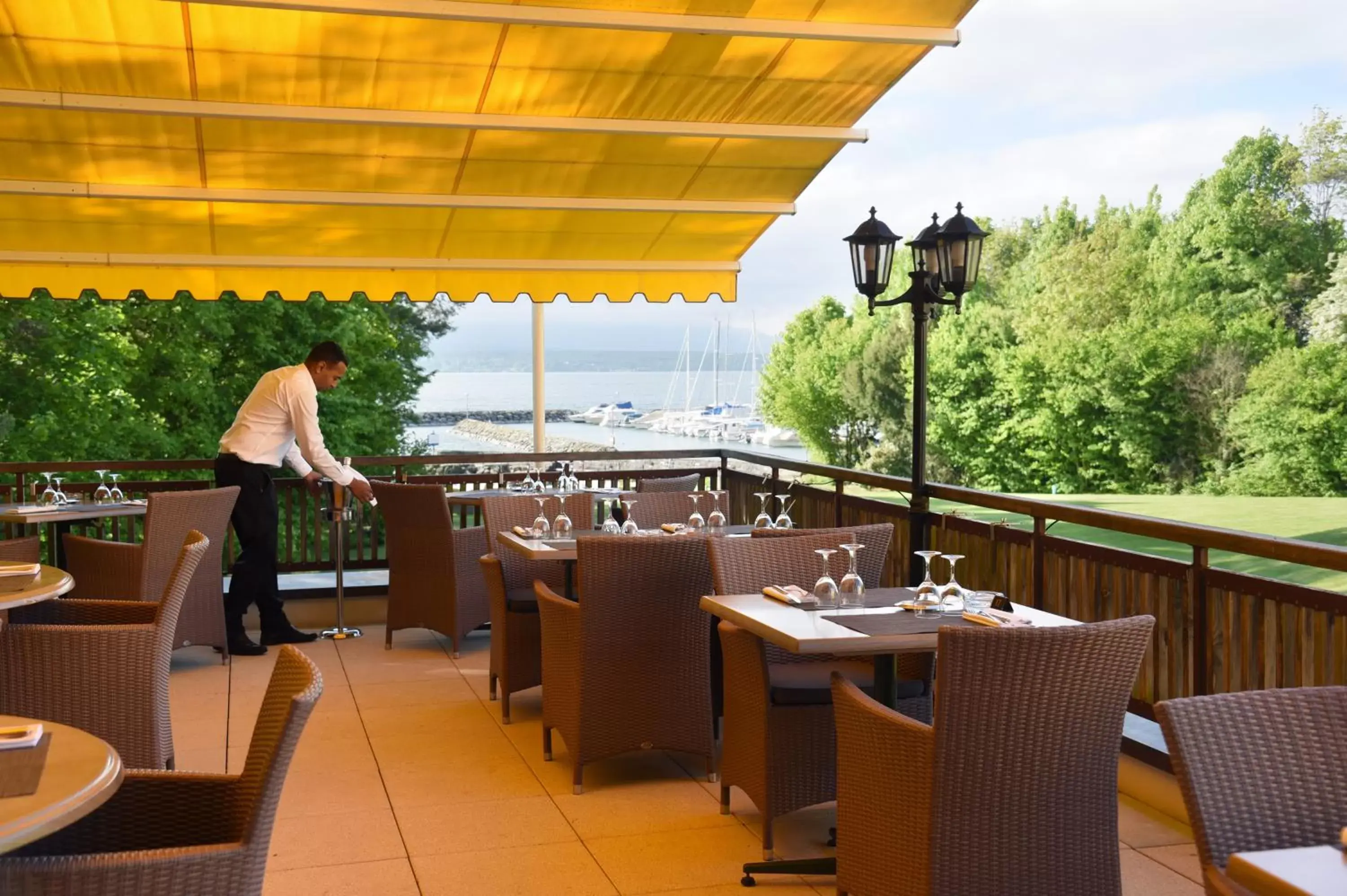 Balcony/Terrace, Restaurant/Places to Eat in Hotel La Barcarolle