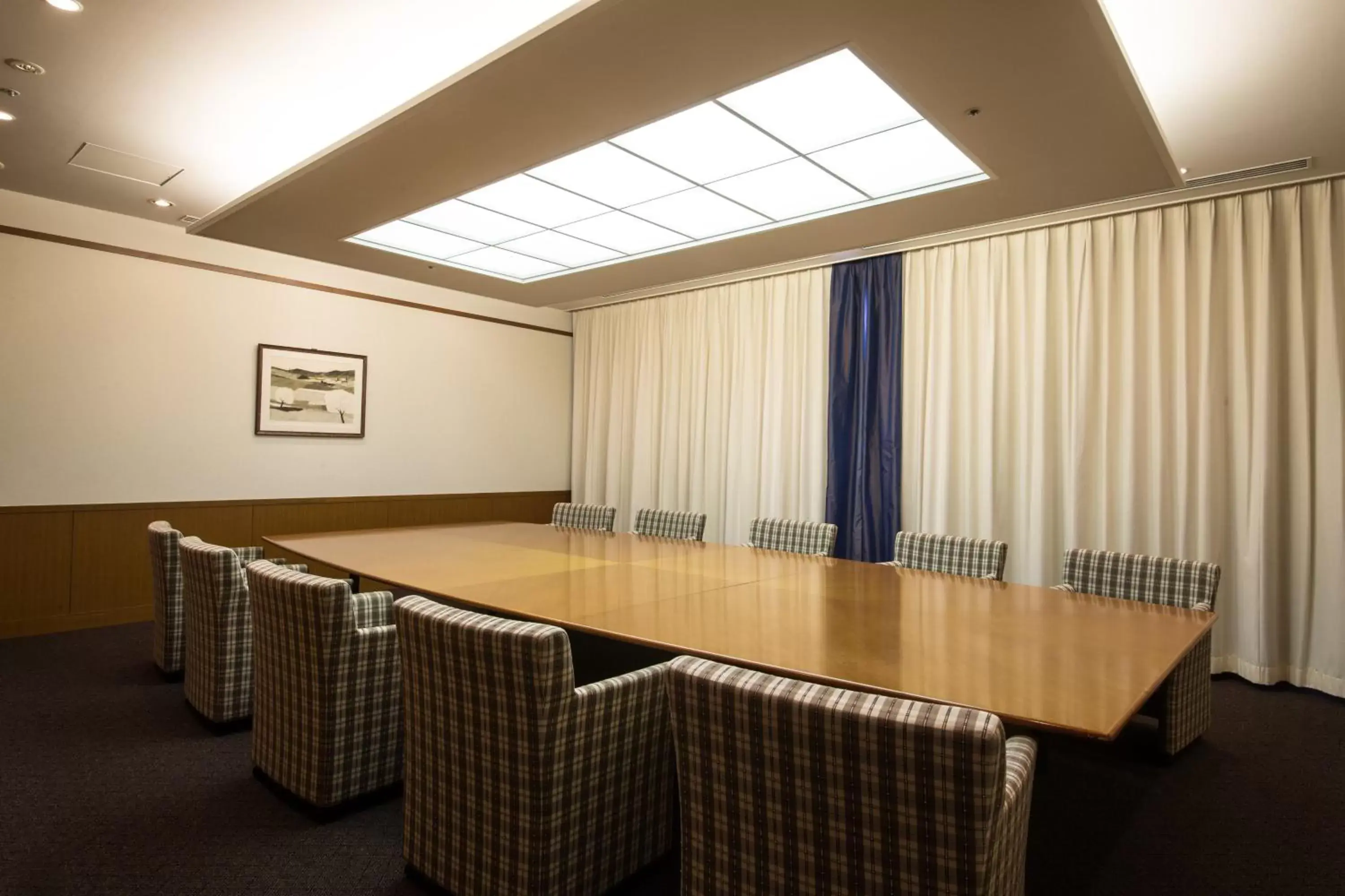 Meeting/conference room in ANA Crowne Plaza Yonago, an IHG Hotel