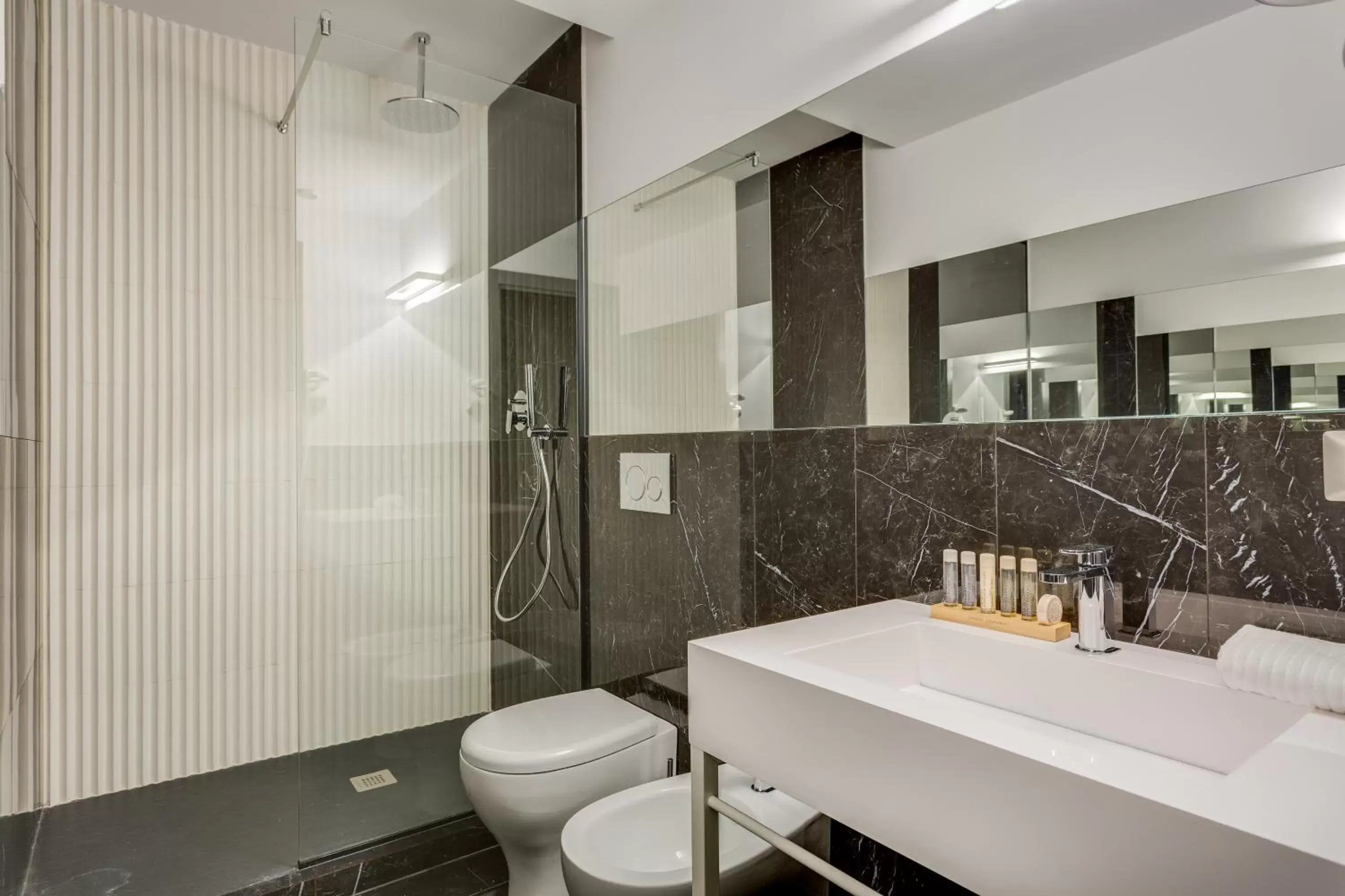 Bathroom in Otivm Hotel