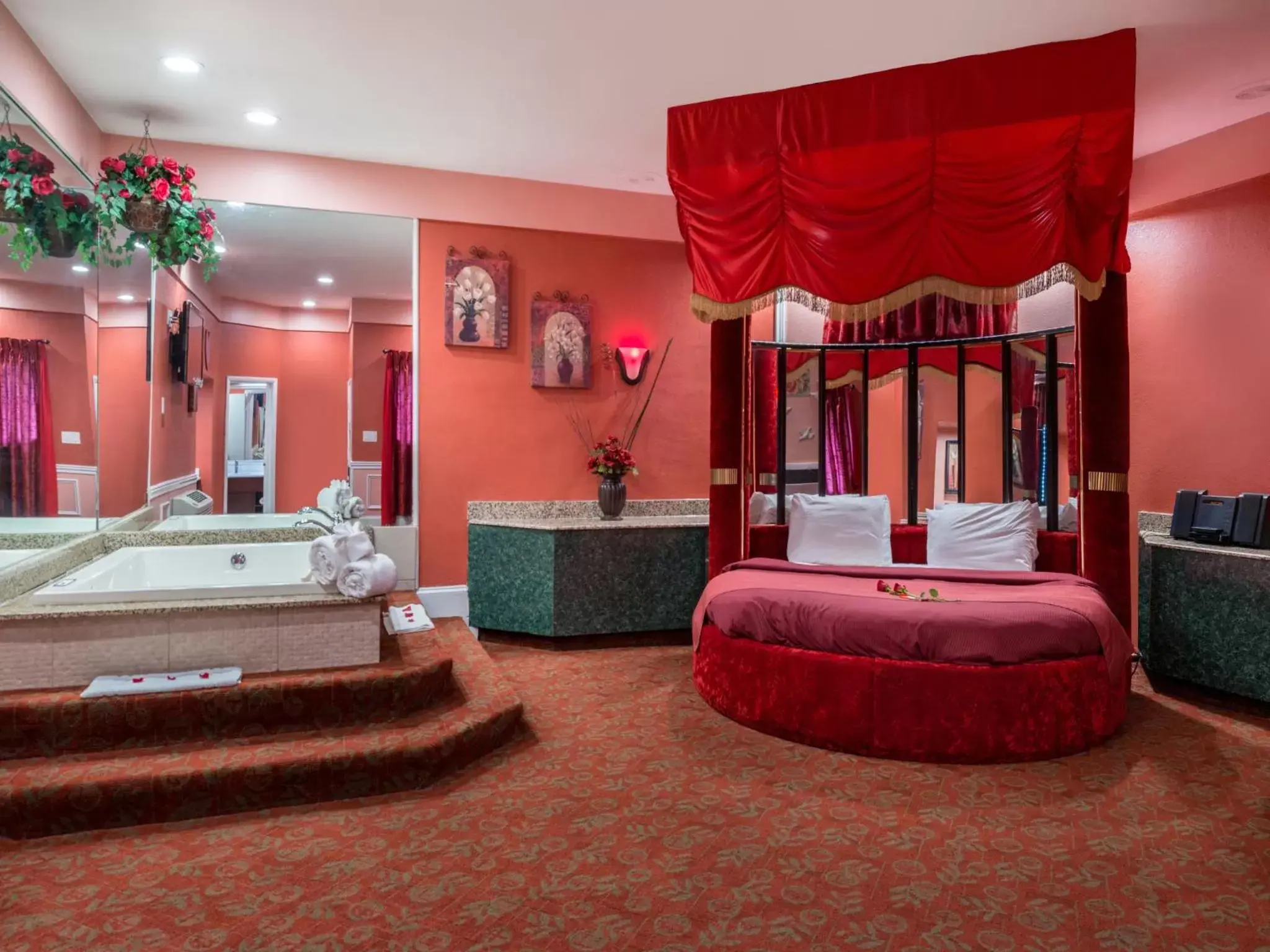 Bed, Lobby/Reception in Inn of The Dove Romantic Luxury & Business Suites