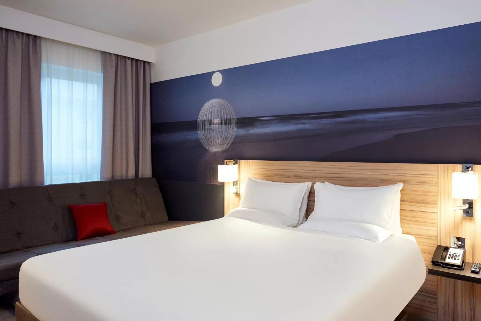 Bedroom, Bed in Novotel London Stansted Airport