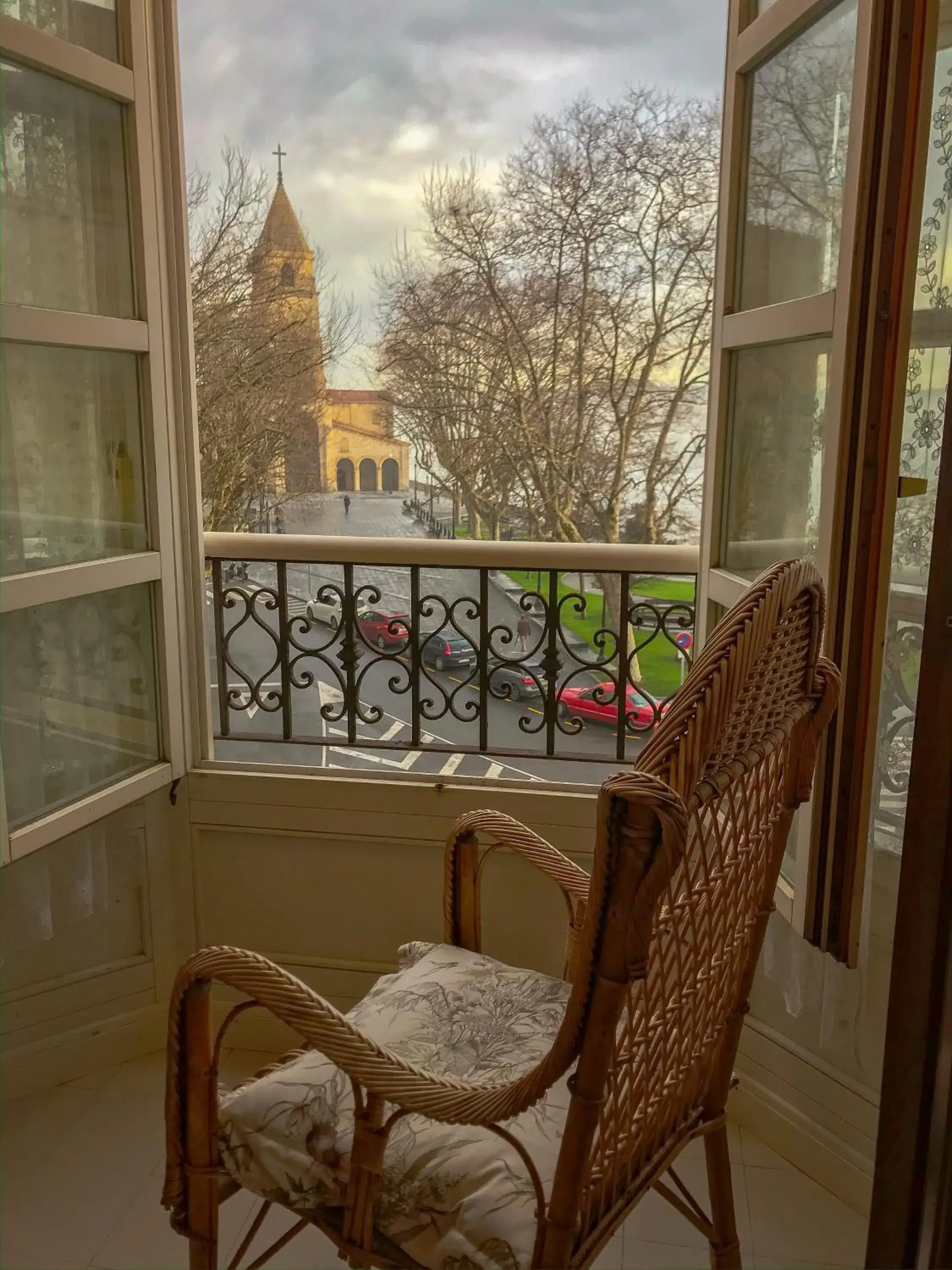 Bedroom, Balcony/Terrace in Hotel Asturias