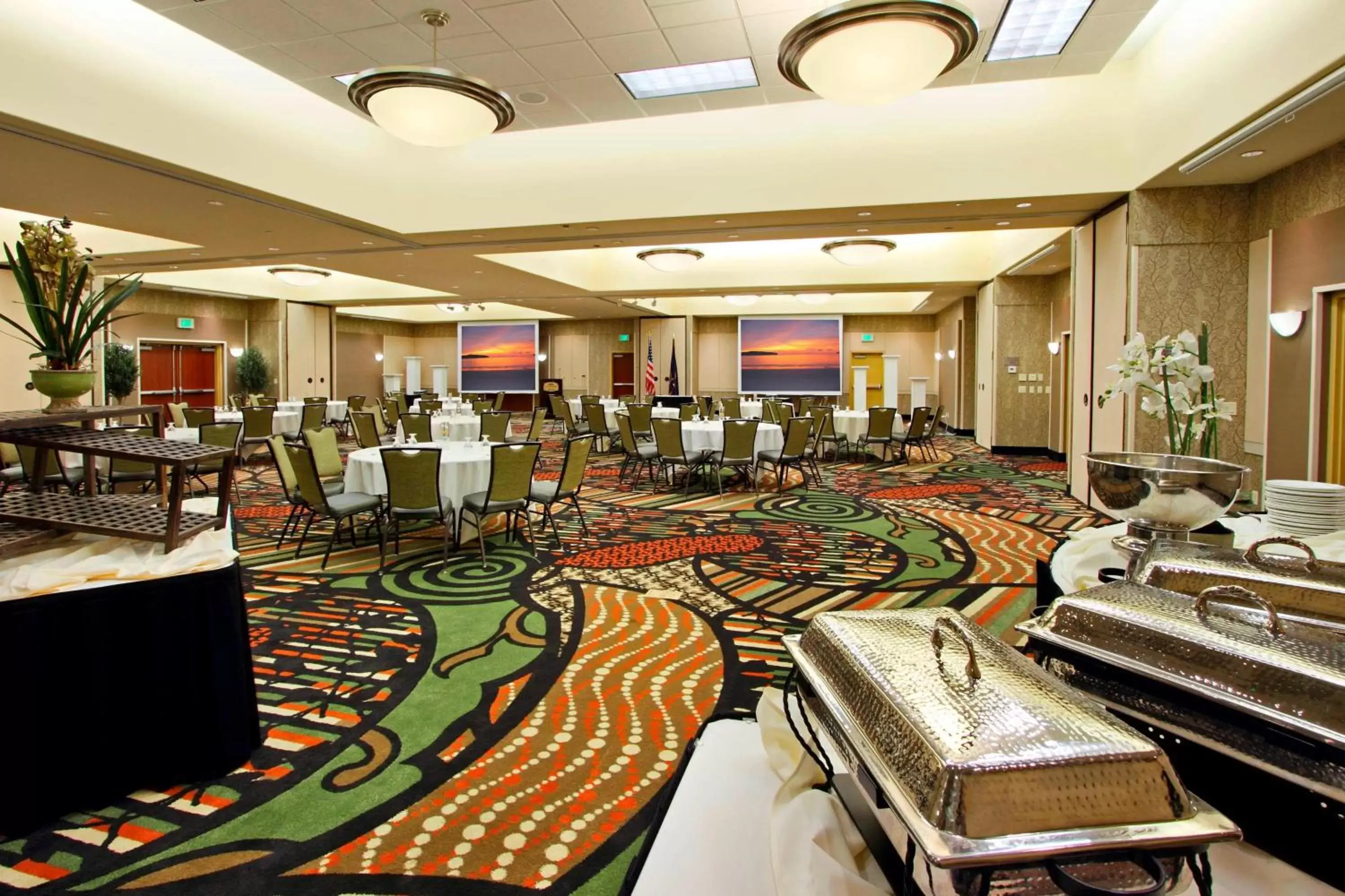 Meeting/conference room, Restaurant/Places to Eat in Courtyard by Marriott St. George