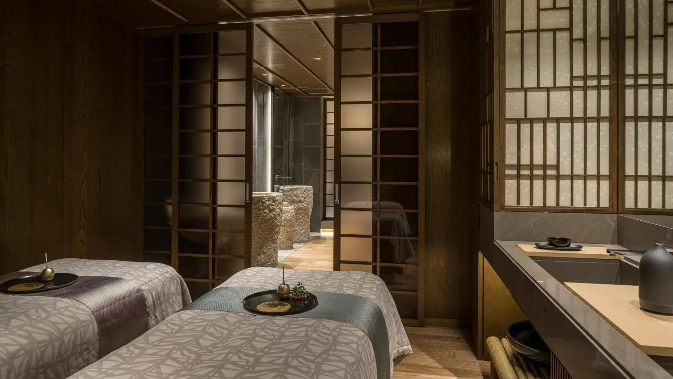 Spa and wellness centre/facilities, Bathroom in Four Seasons Hotel Kyoto