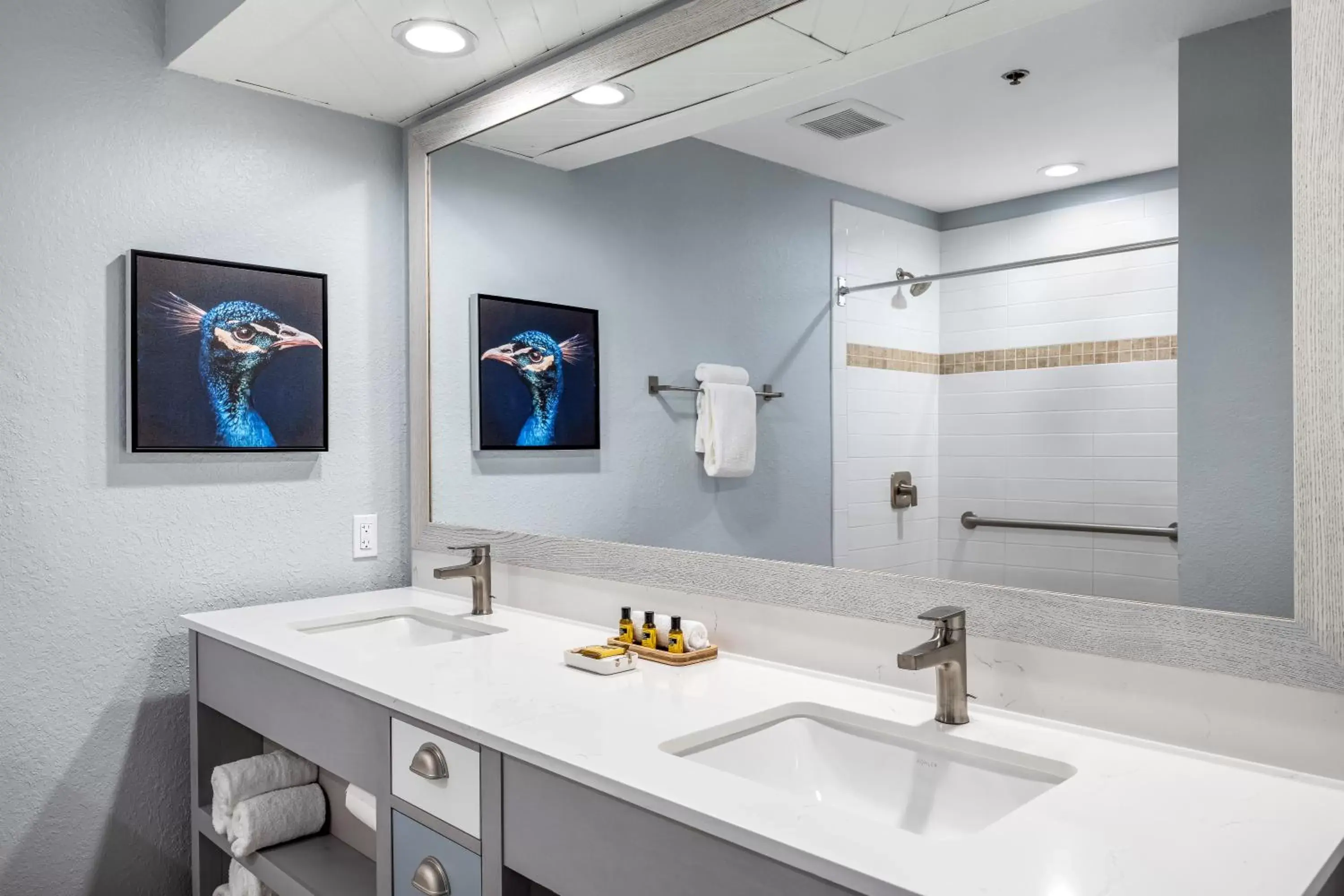 Bathroom in Capt Hirams Resort Bathroom in Capt Hirams Resort