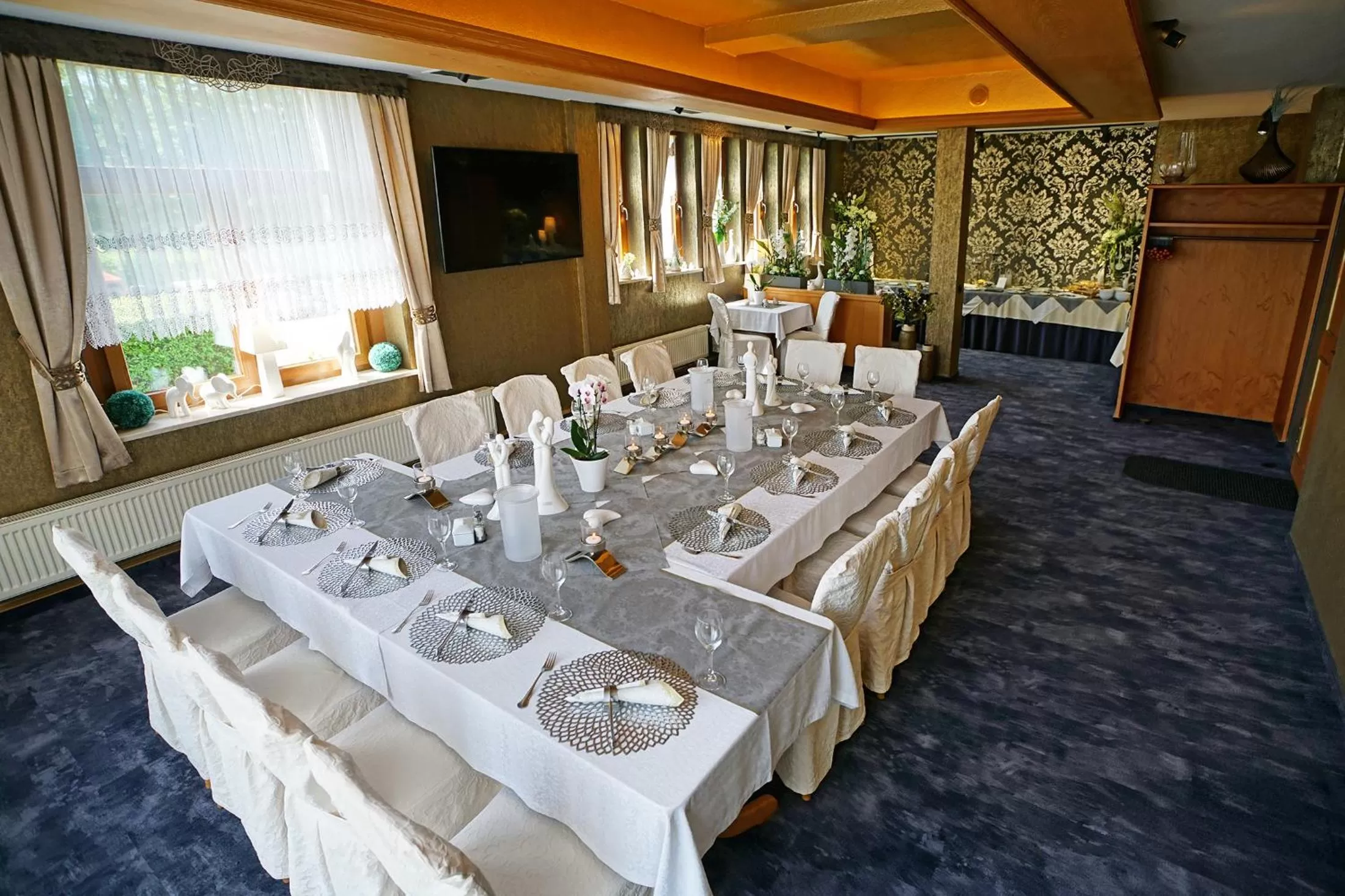 Restaurant/places to eat in Hotel und Restaurant Bühlhaus