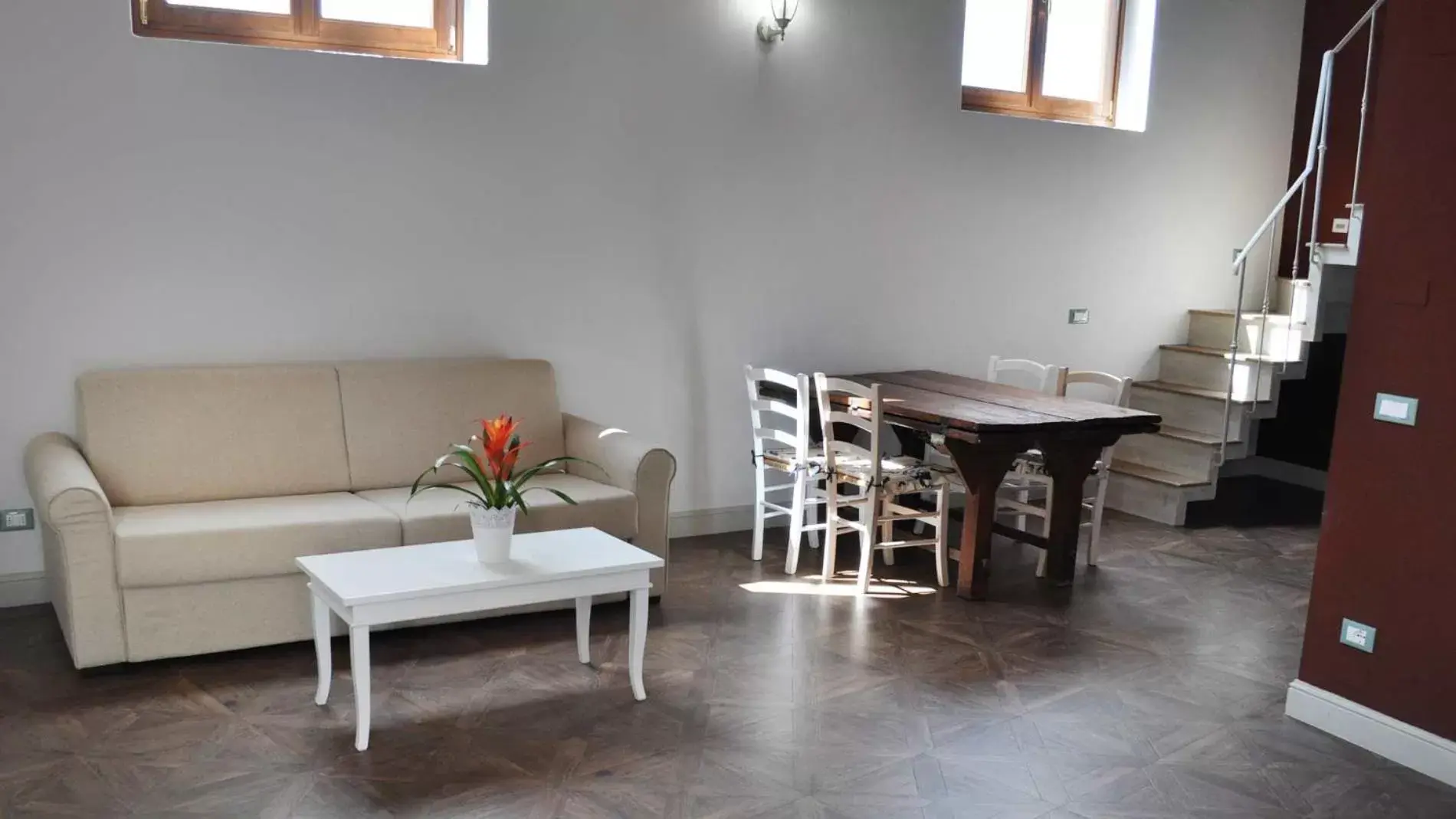 Photo of the whole room, Dining Area in Armonie di Villa Incontri B&B