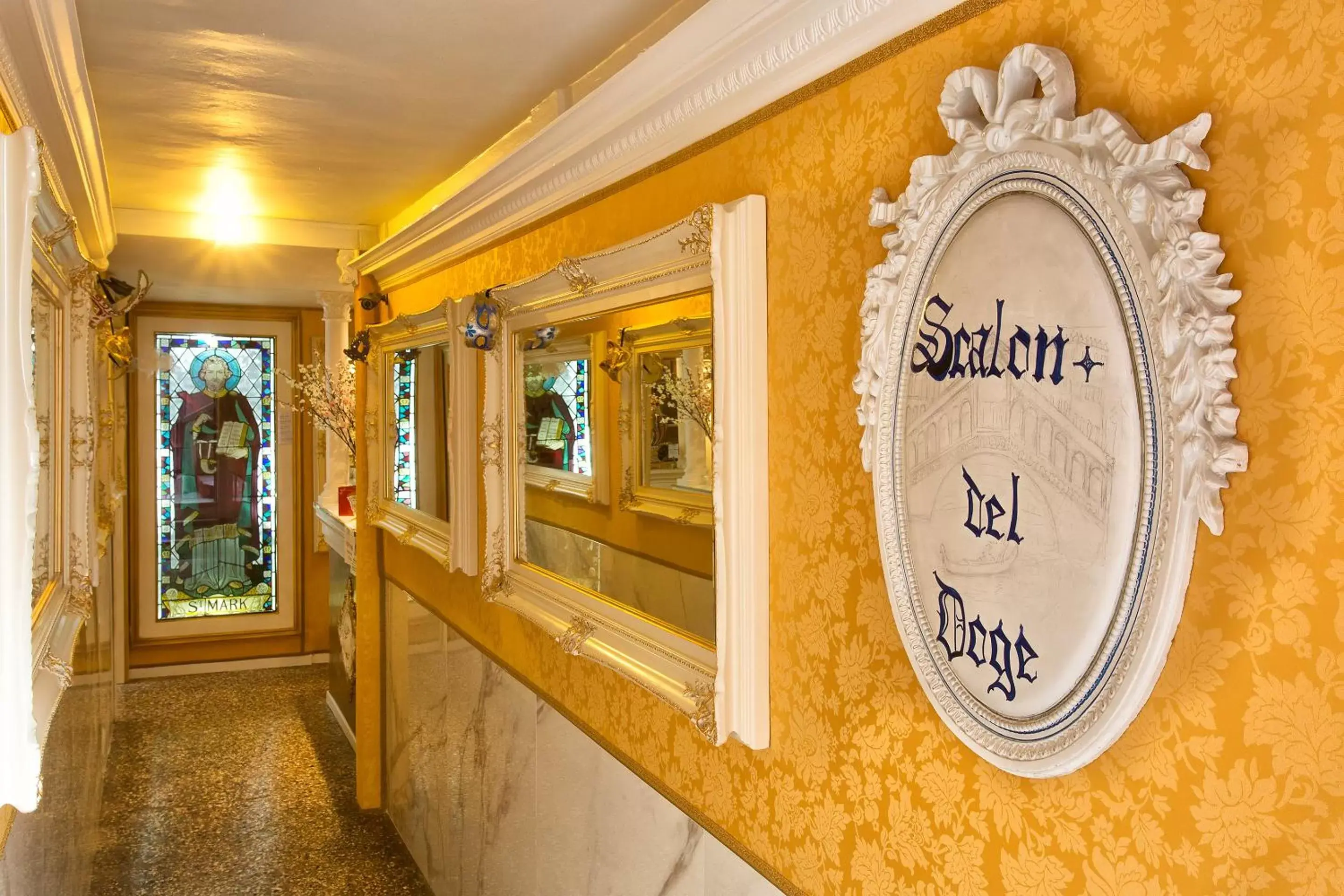 Lobby or reception in Scalon del Doge