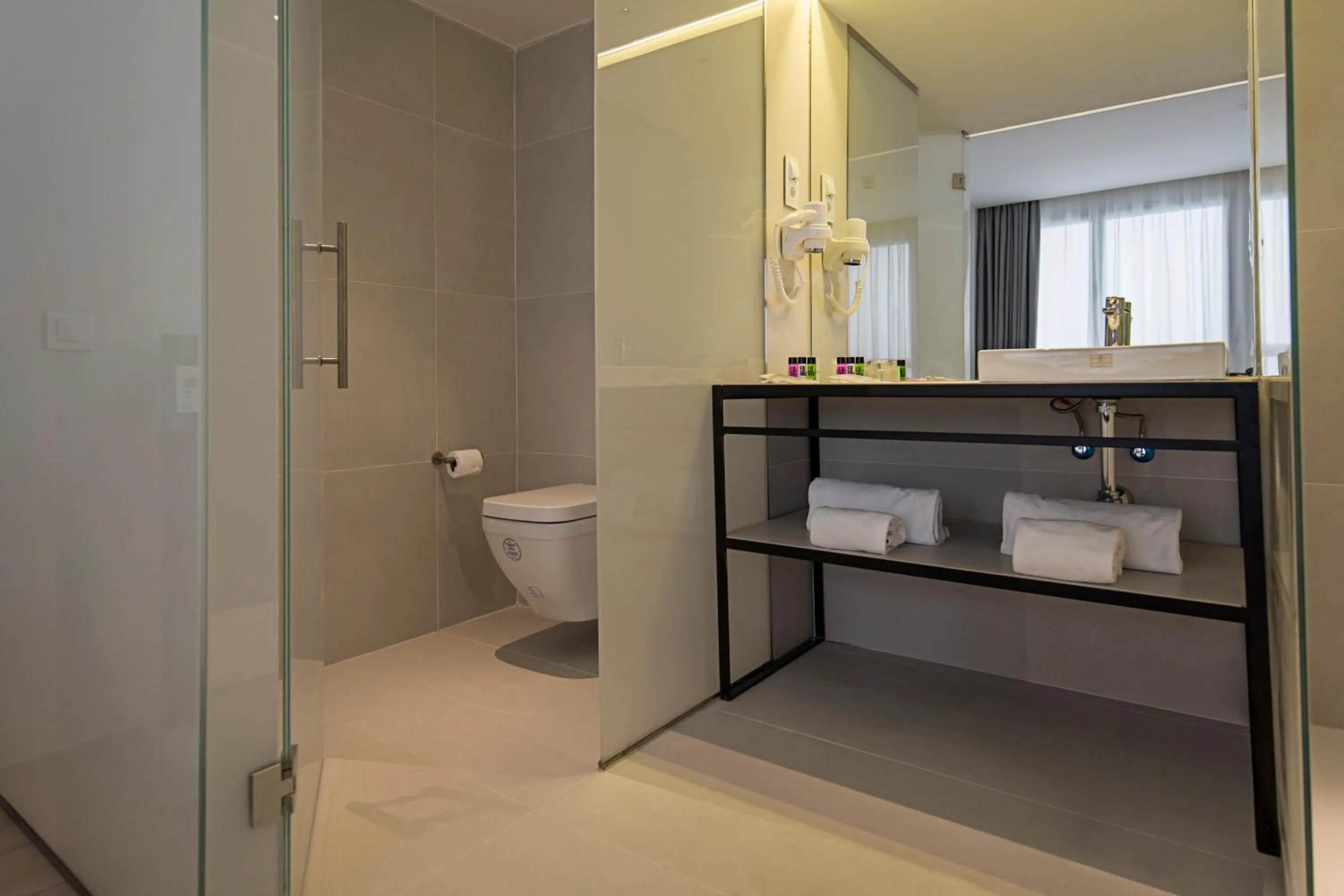 Bathroom in B&B HOTEL Madrid Centro Puerta del Sol