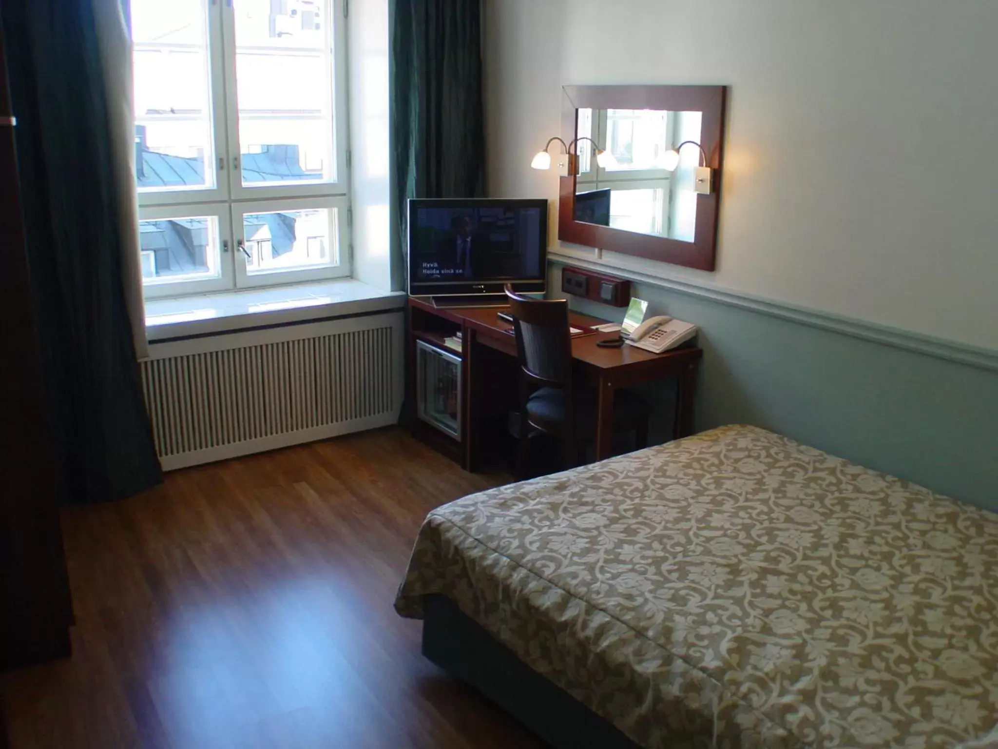 TV and multimedia, Bed in Hotel Anna TV and multimedia, Bed in Hotel Anna