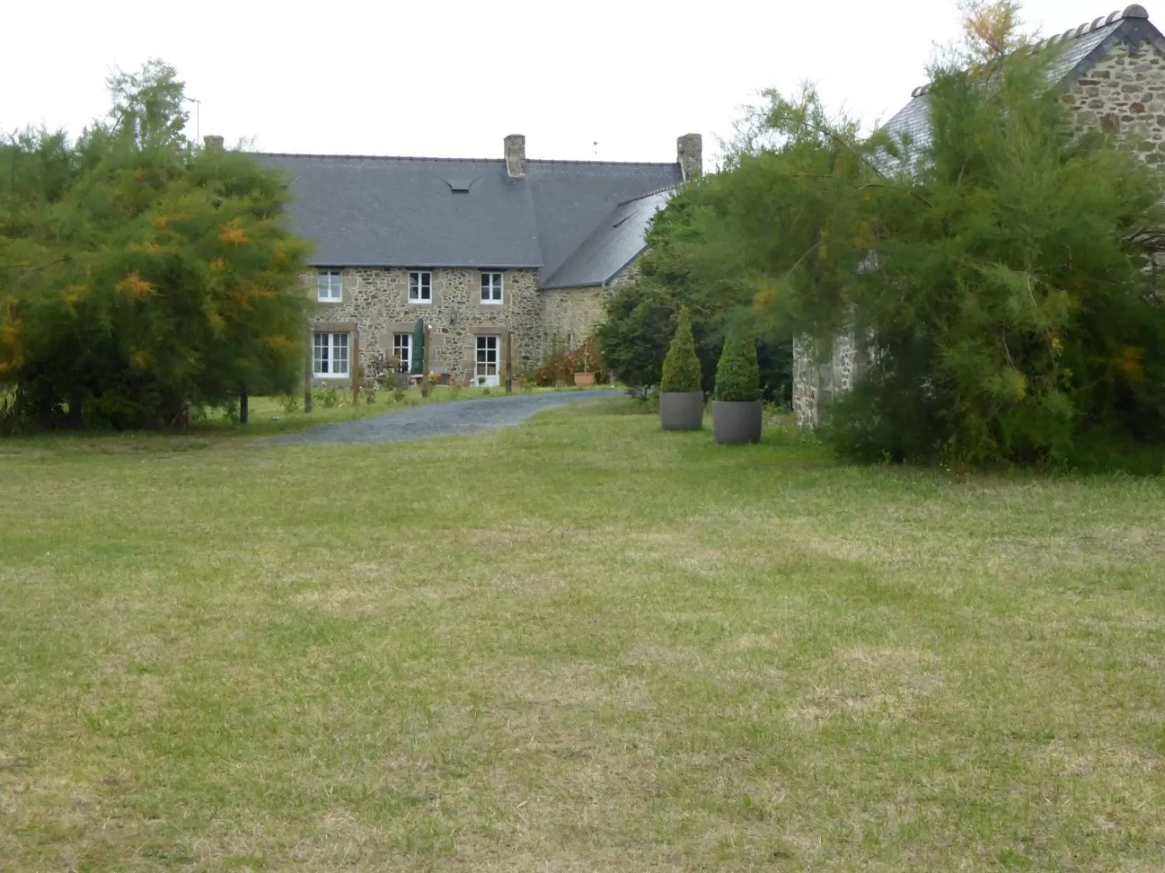 Property building in lesroses1680