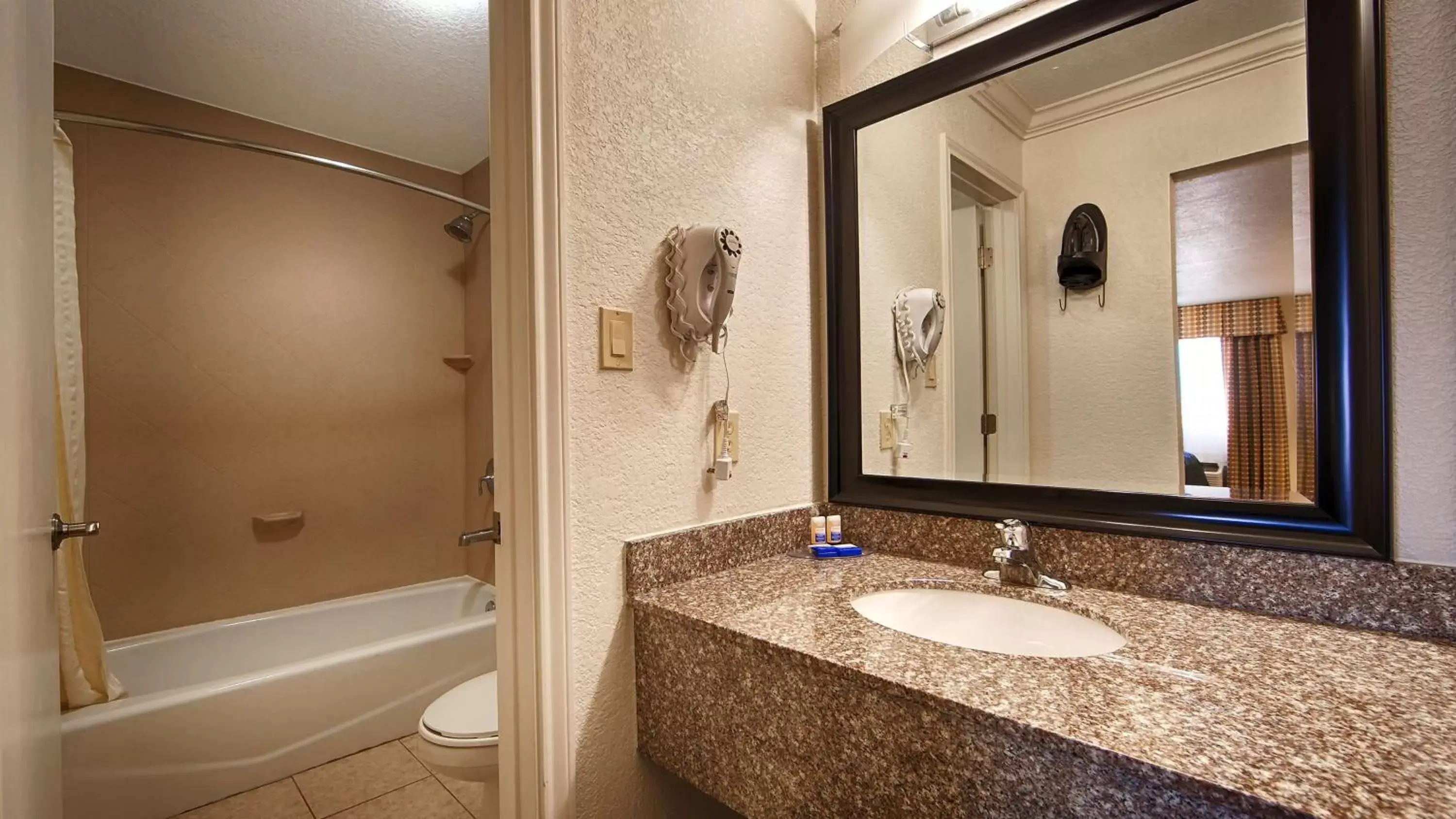 Bathroom in Americas Best Value Inn Kingsville