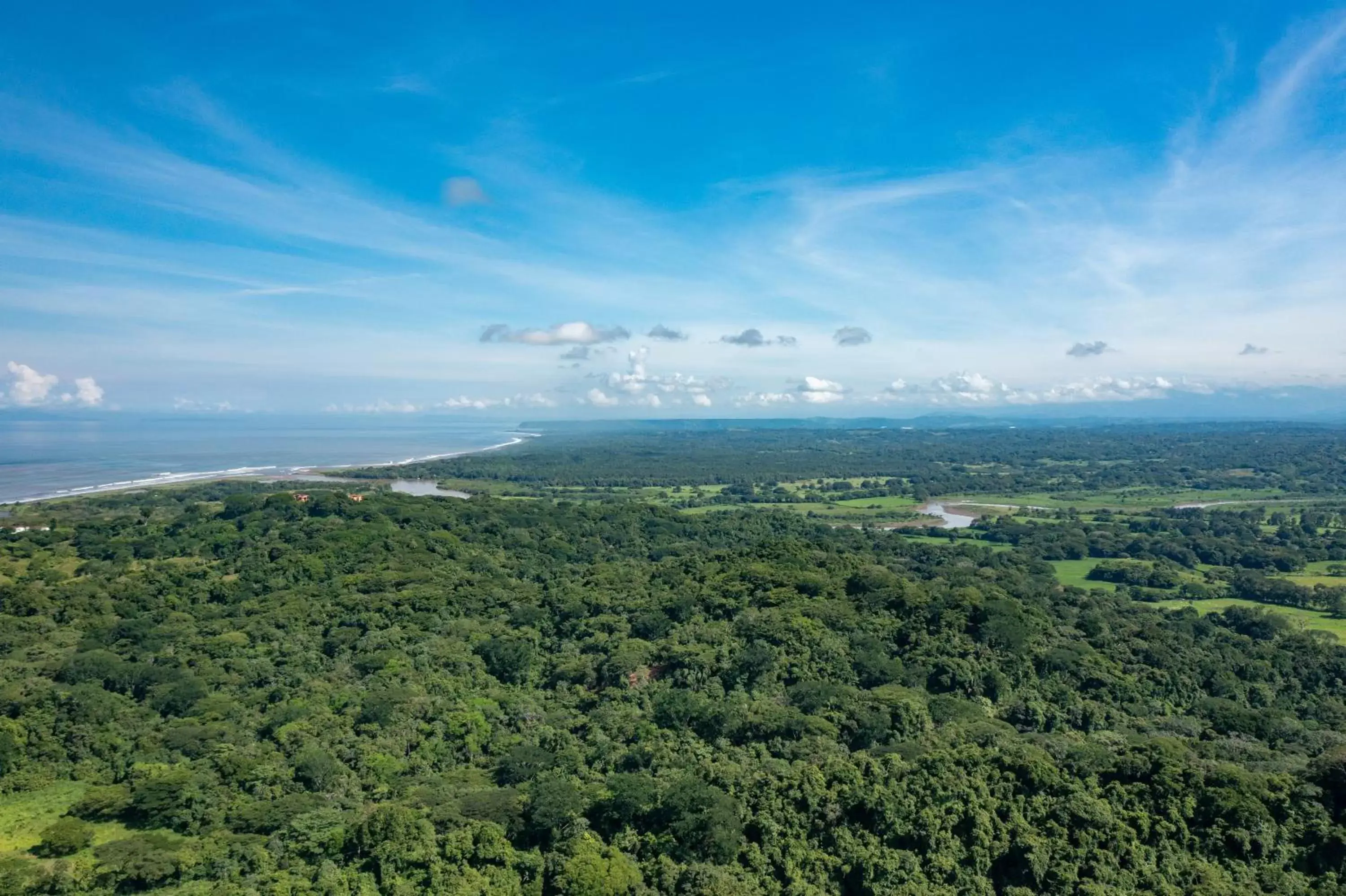 Natural landscape, Bird's-eye View in Villa Lapas Jungle Village