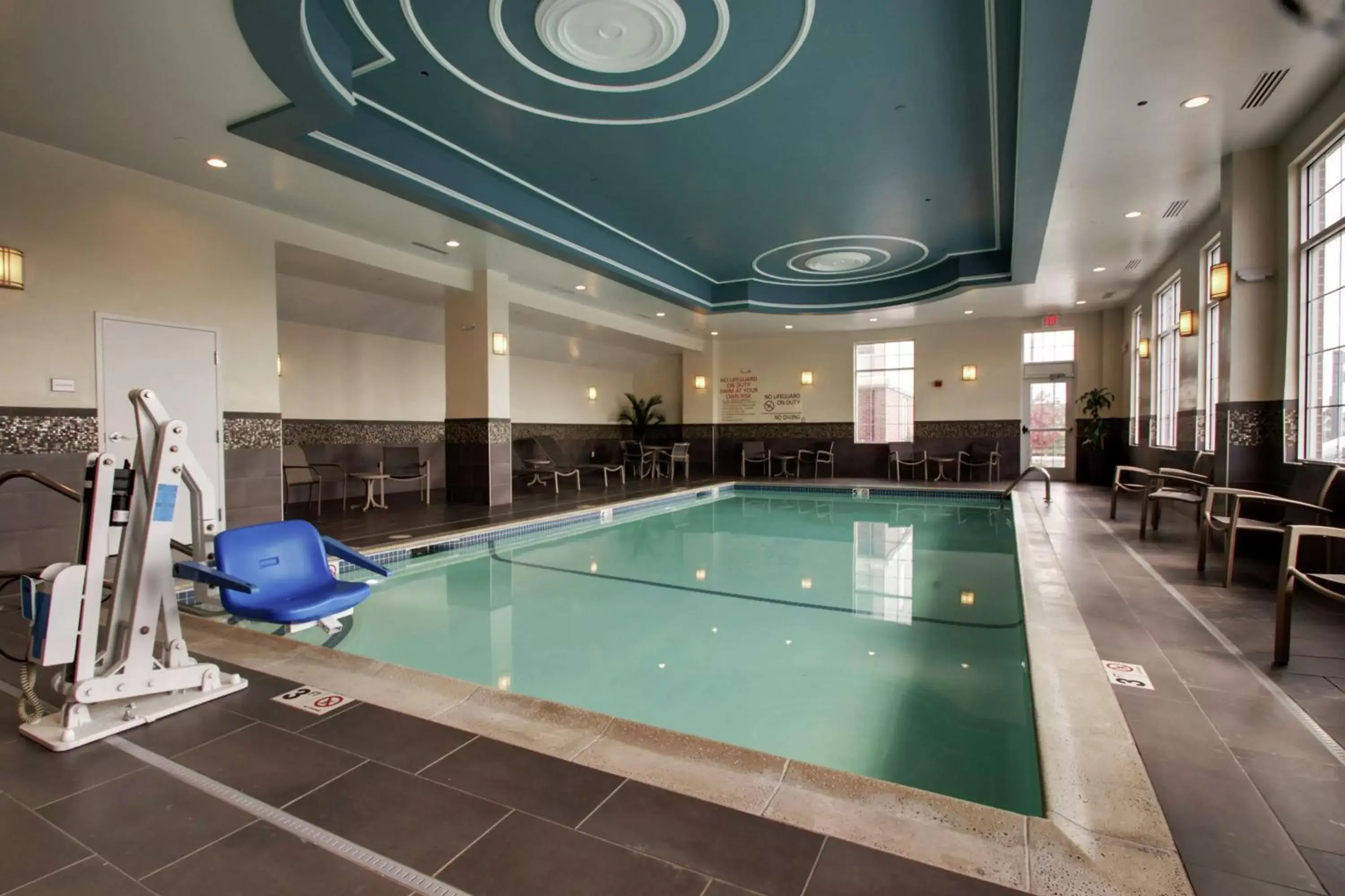 Swimming Pool in Hampton Inn-Pawtucket, RI