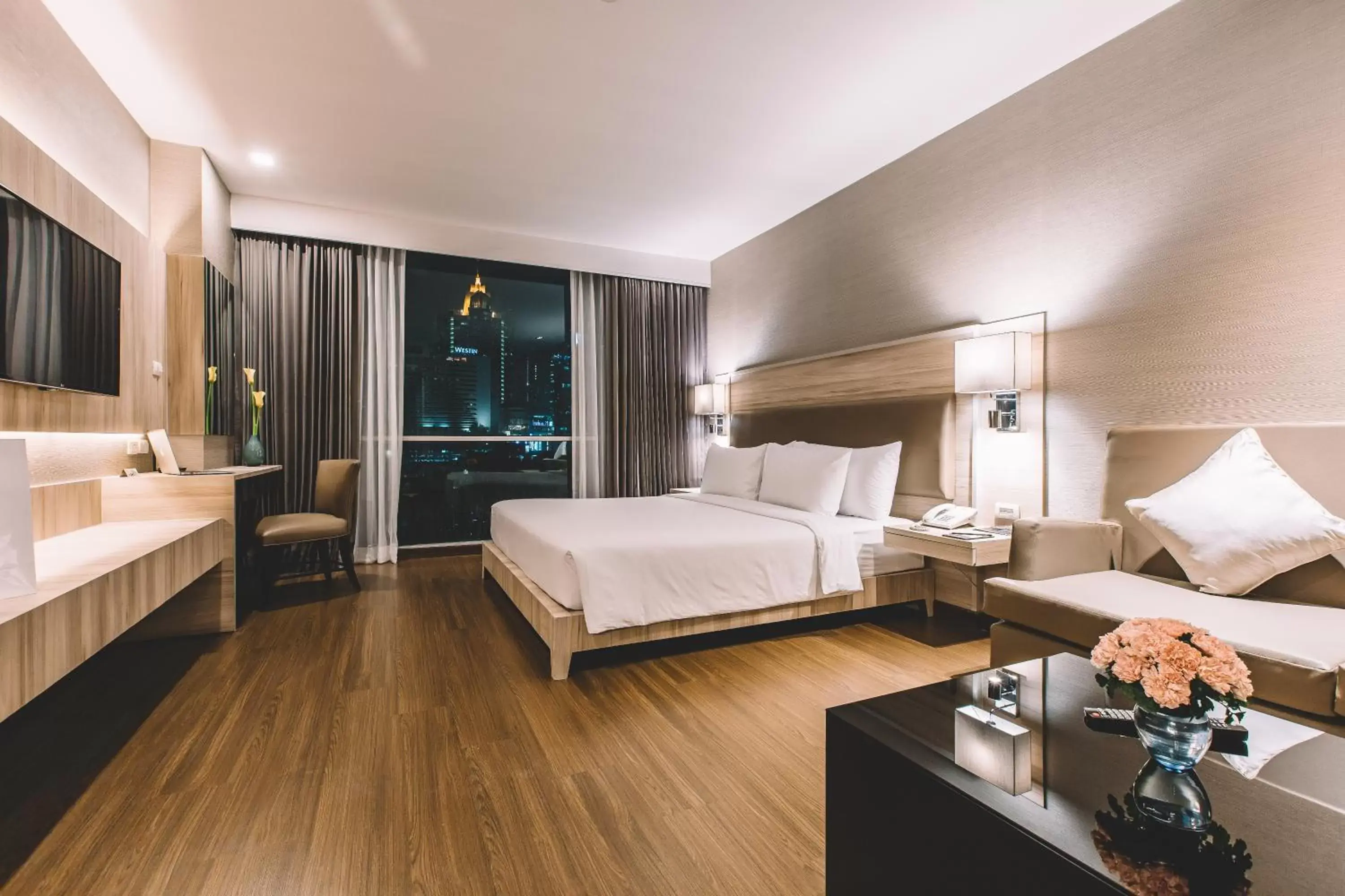 Bedroom, Room Photo in Adelphi Suites Bangkok - SHA Extra Plus