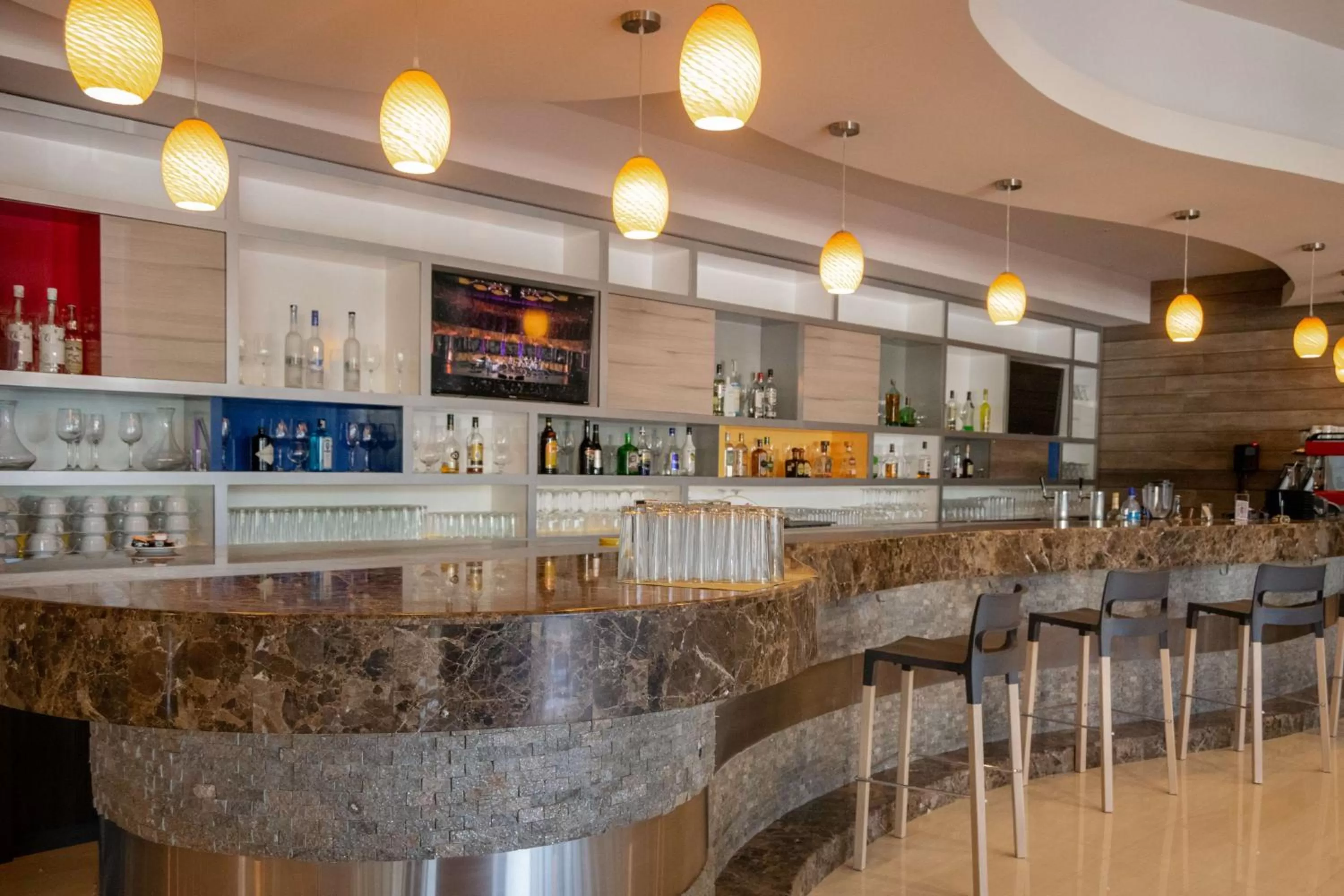 Lounge or bar in Hilton Garden Inn Leon Poliforum