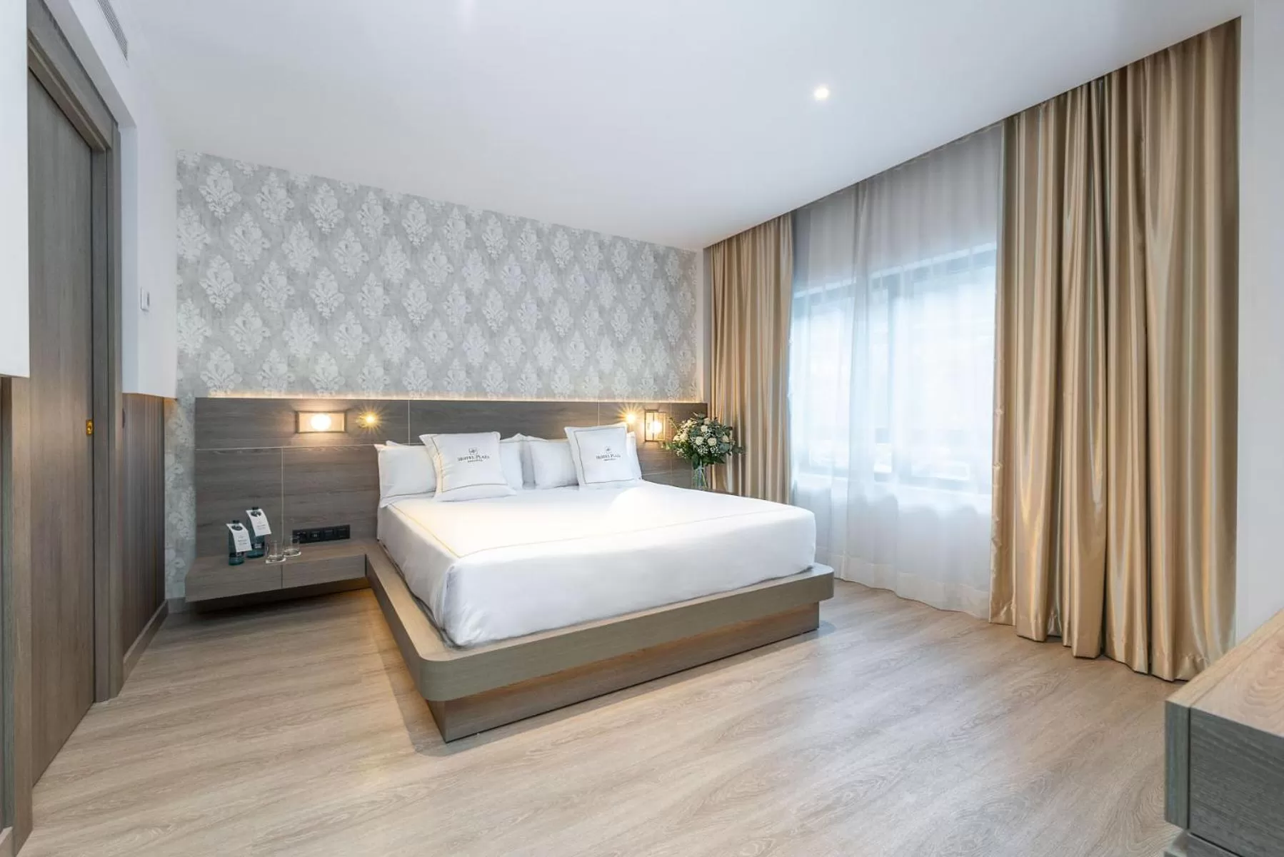 Bed in Grand Plaza Hotel & Wellness