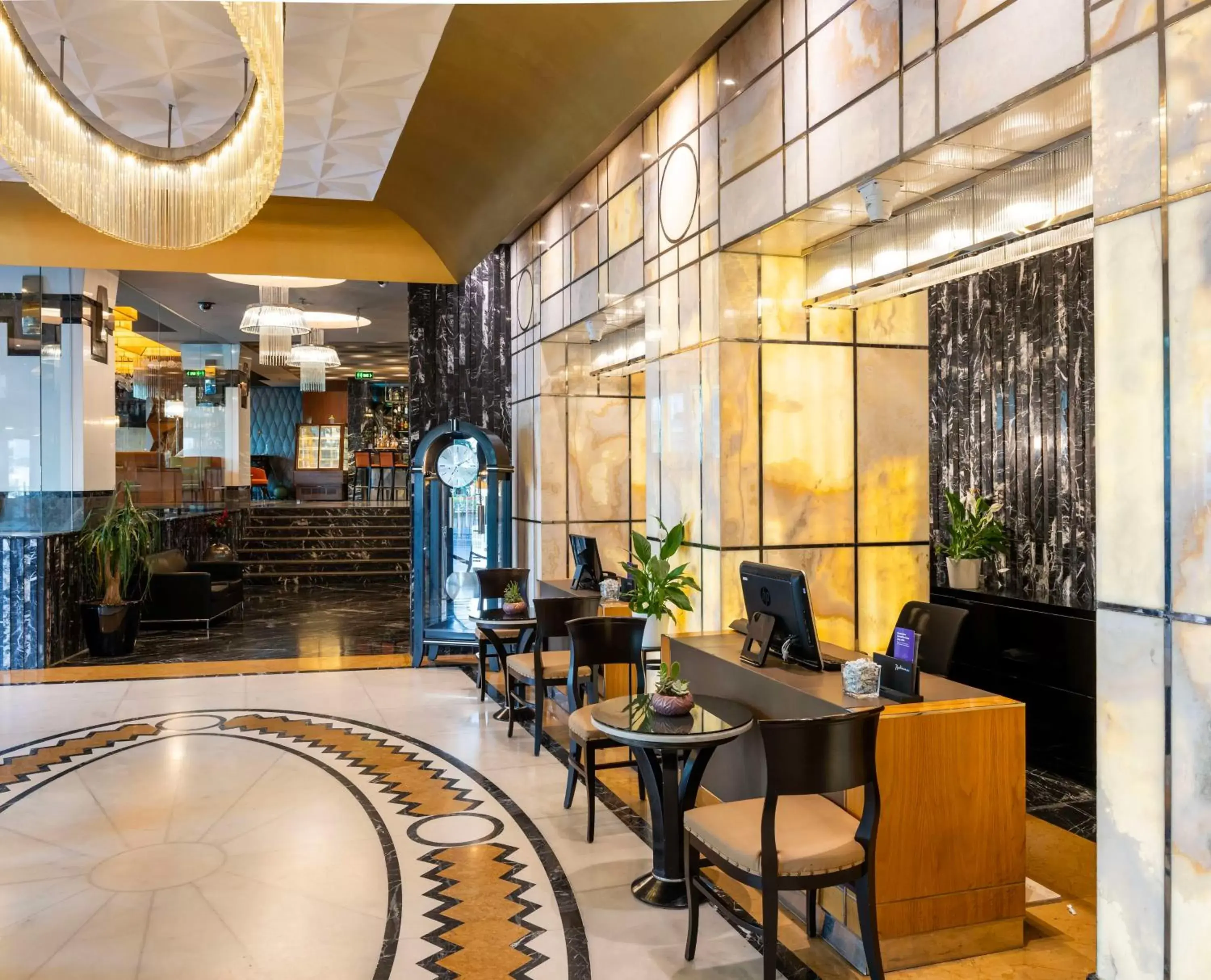 Lobby or reception, Restaurant/Places to Eat in Radisson Blu Hotel Istanbul Pera