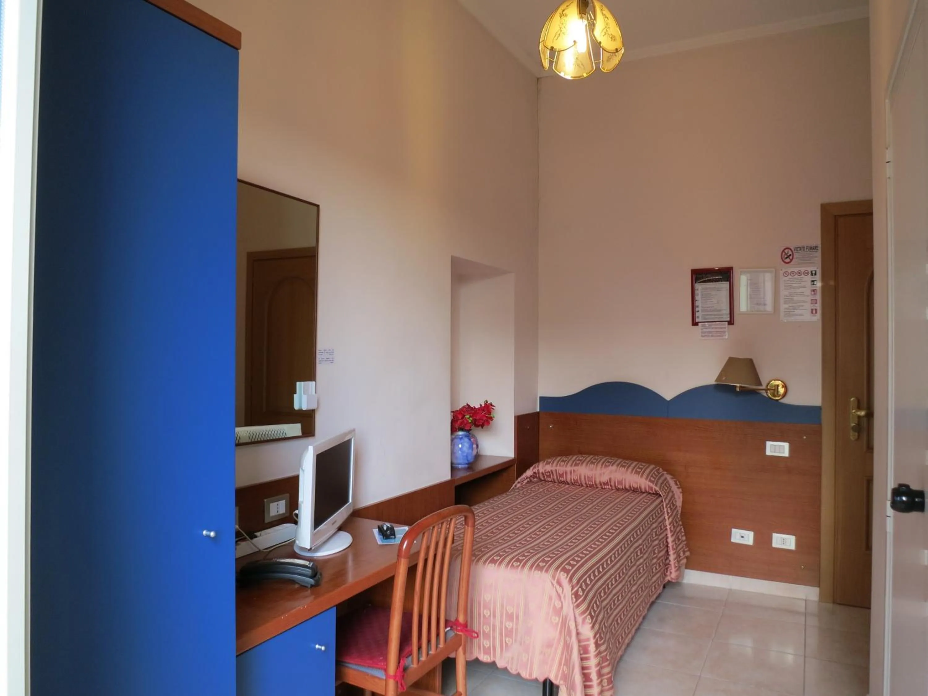 Single Room in Hotel Katty