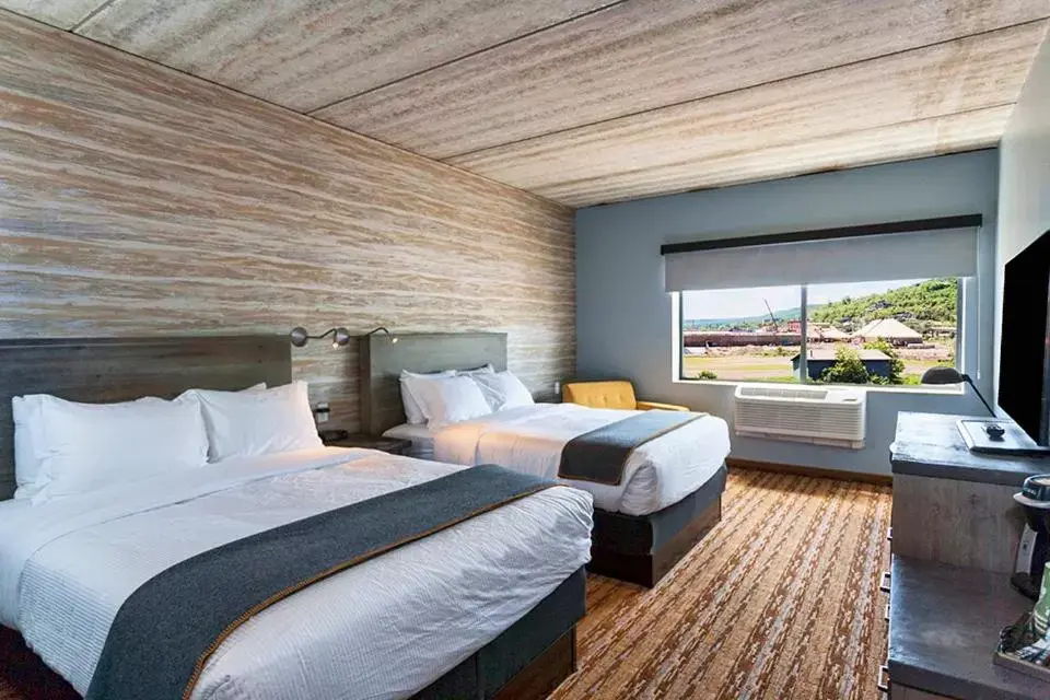 Bed in Pier B Resort