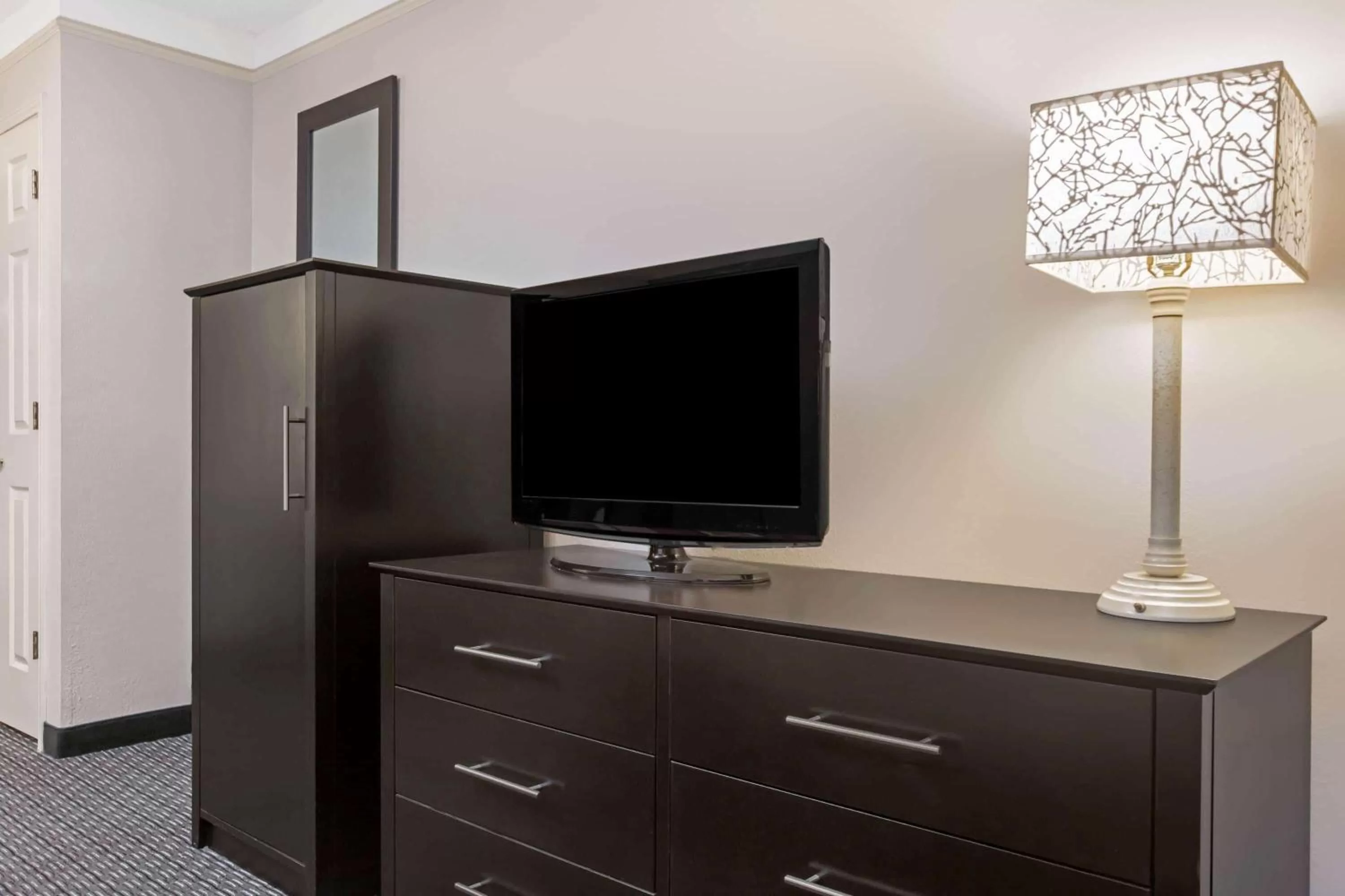 Photo of the whole room in La Quinta Inn by Wyndham Fresno Yosemite