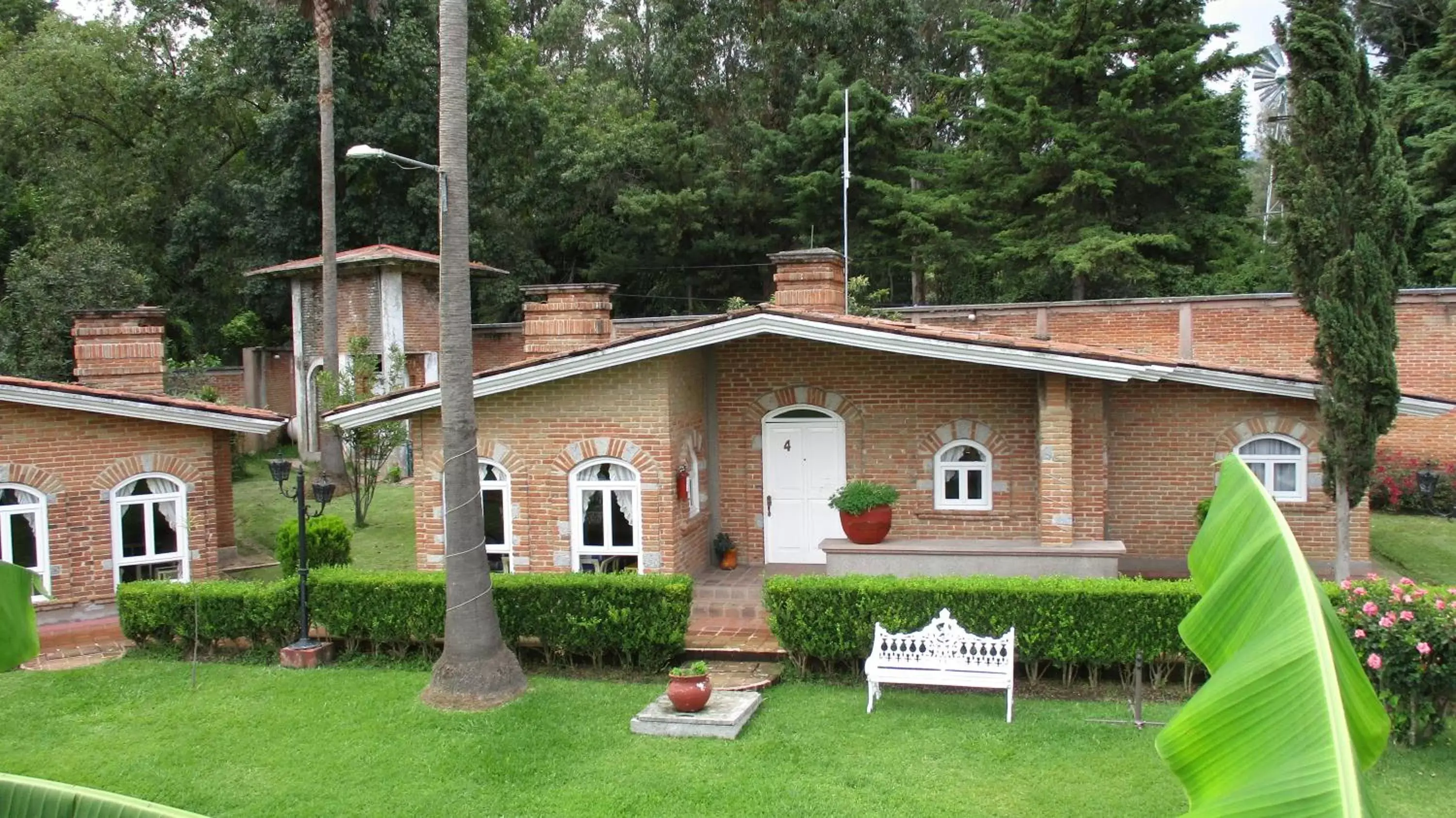 Garden, Property Building in Hotel Villa Monarca Inn