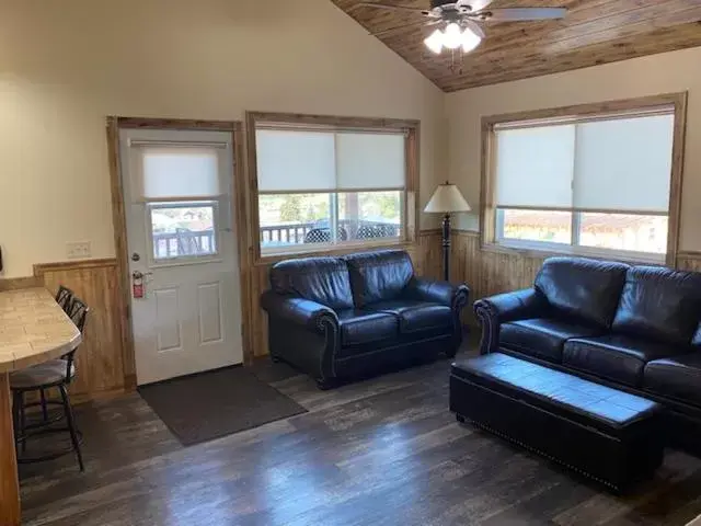 Seating Area in Yellowstone Riverside Cottages