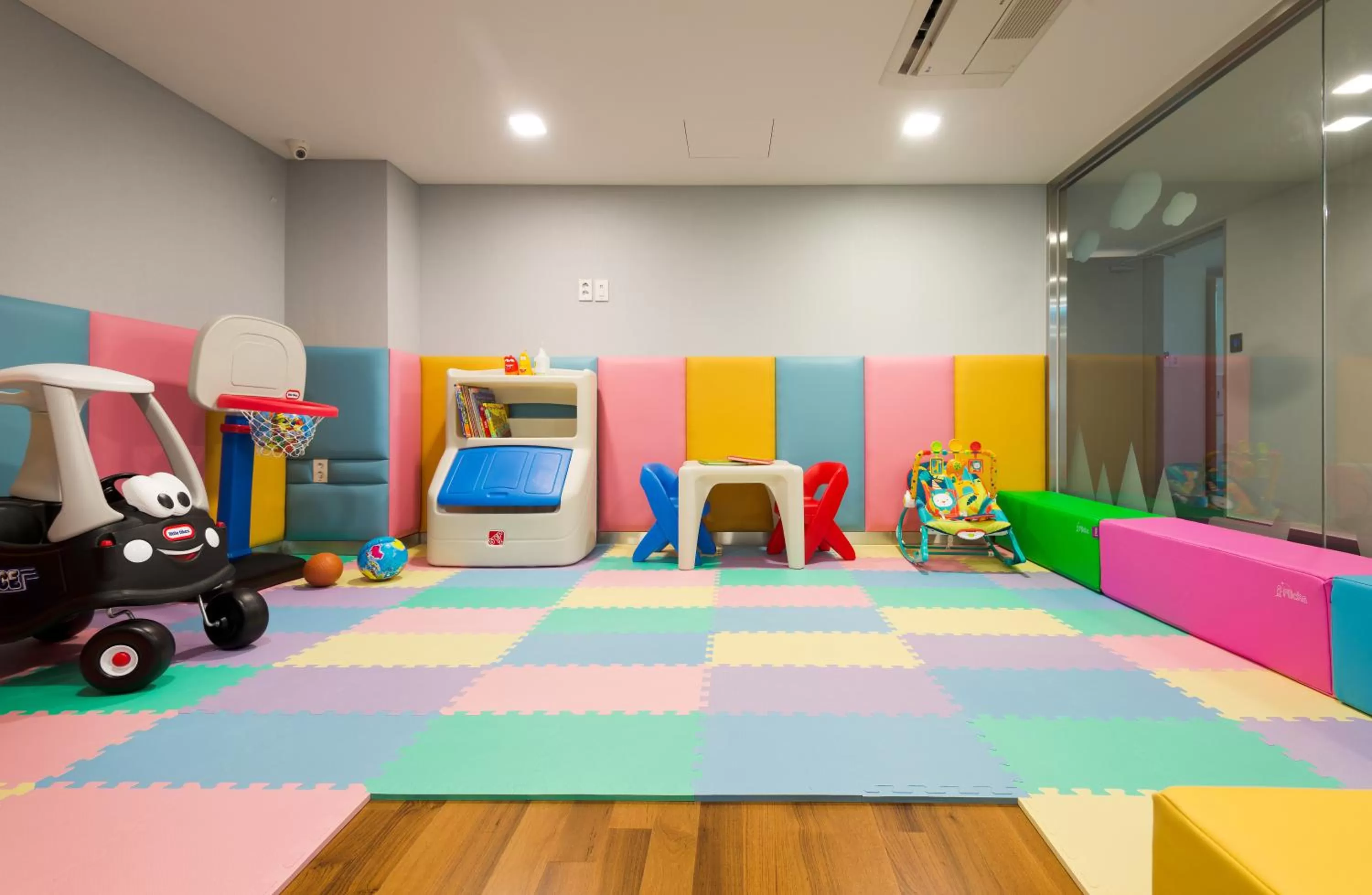 Children play ground in Metro Hotel Myeongdong