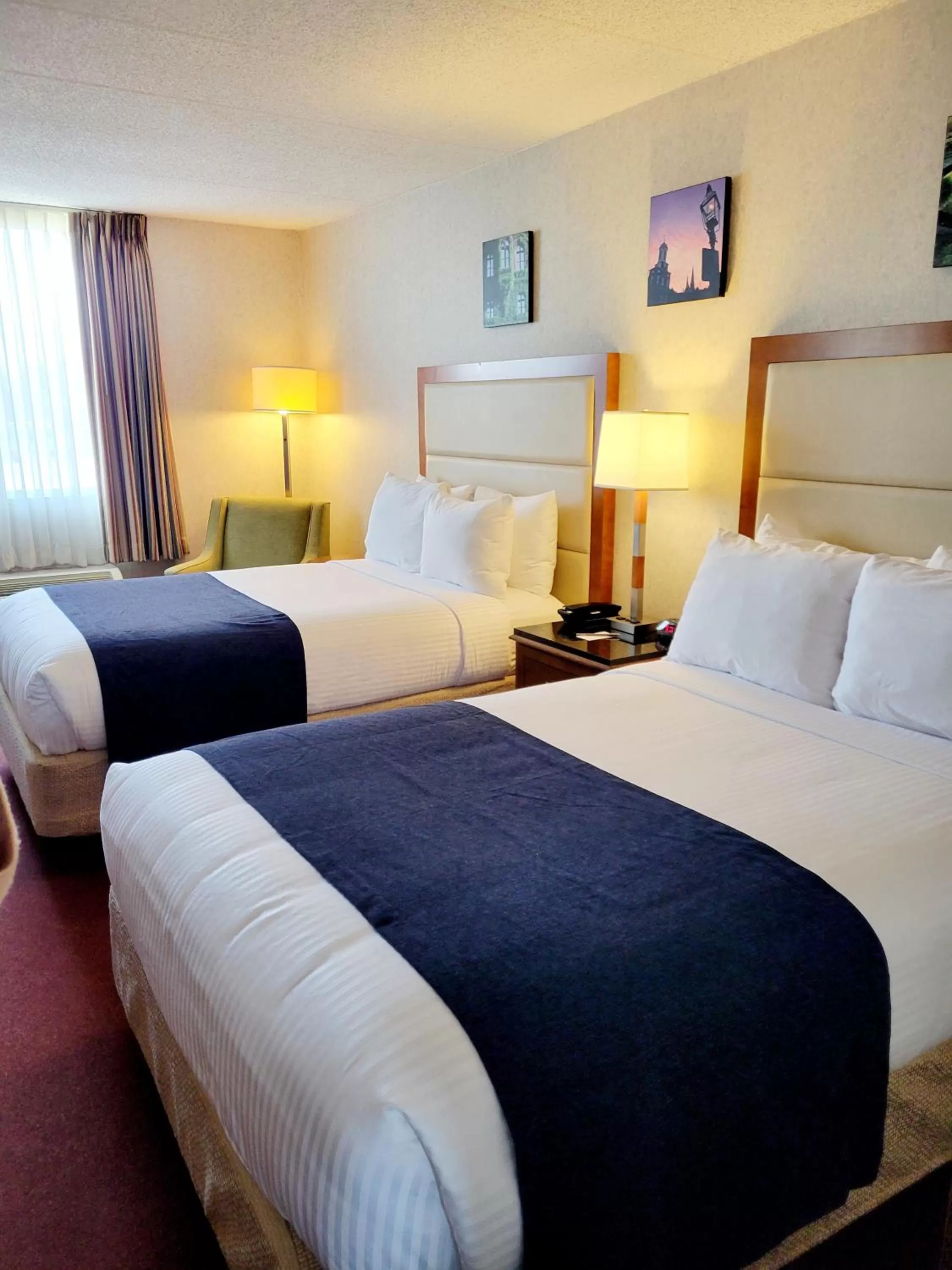 Bed in Bangor Grande Hotel