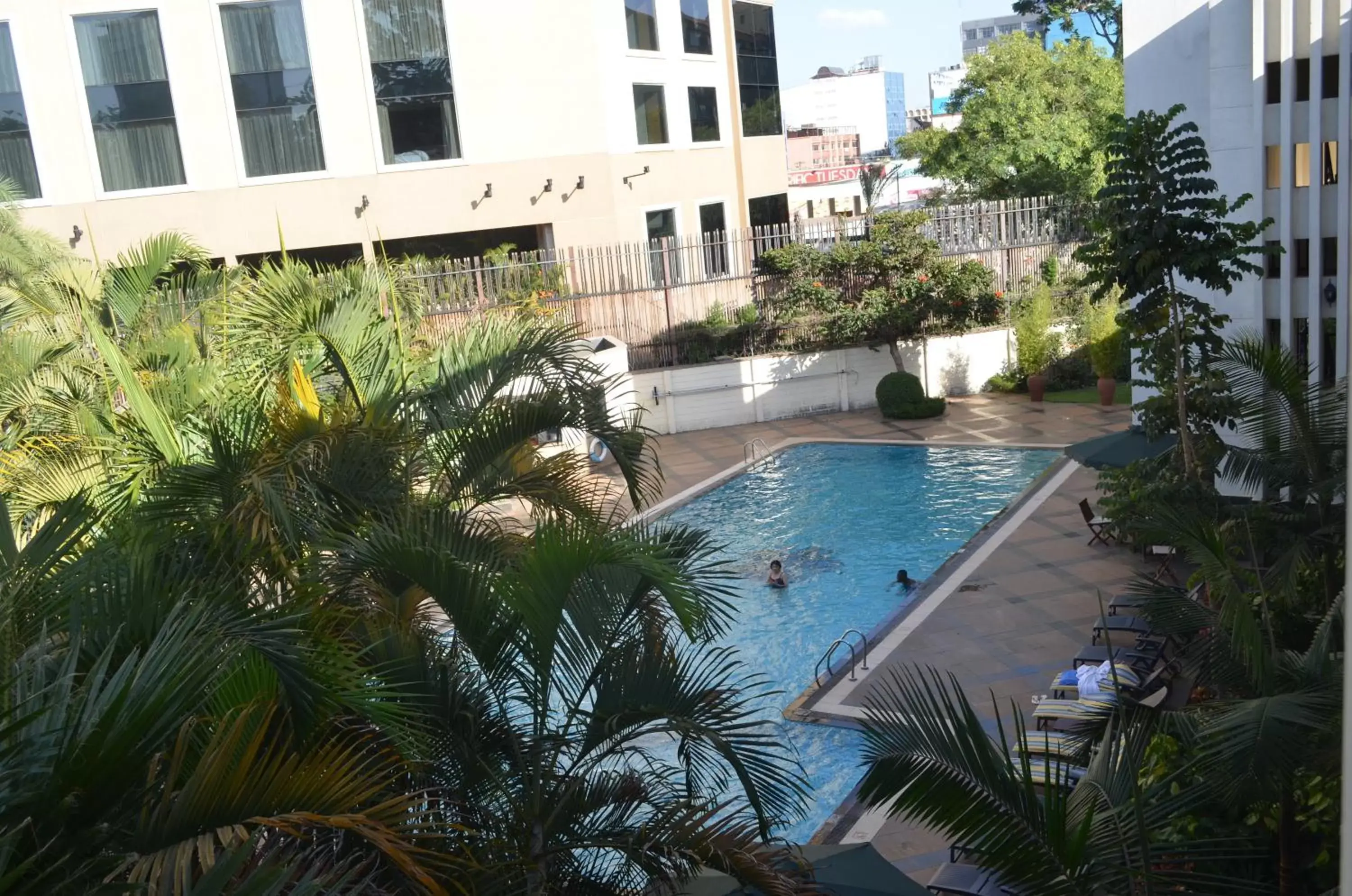 Restaurant/places to eat, Pool View in Jacaranda Hotel Nairobi