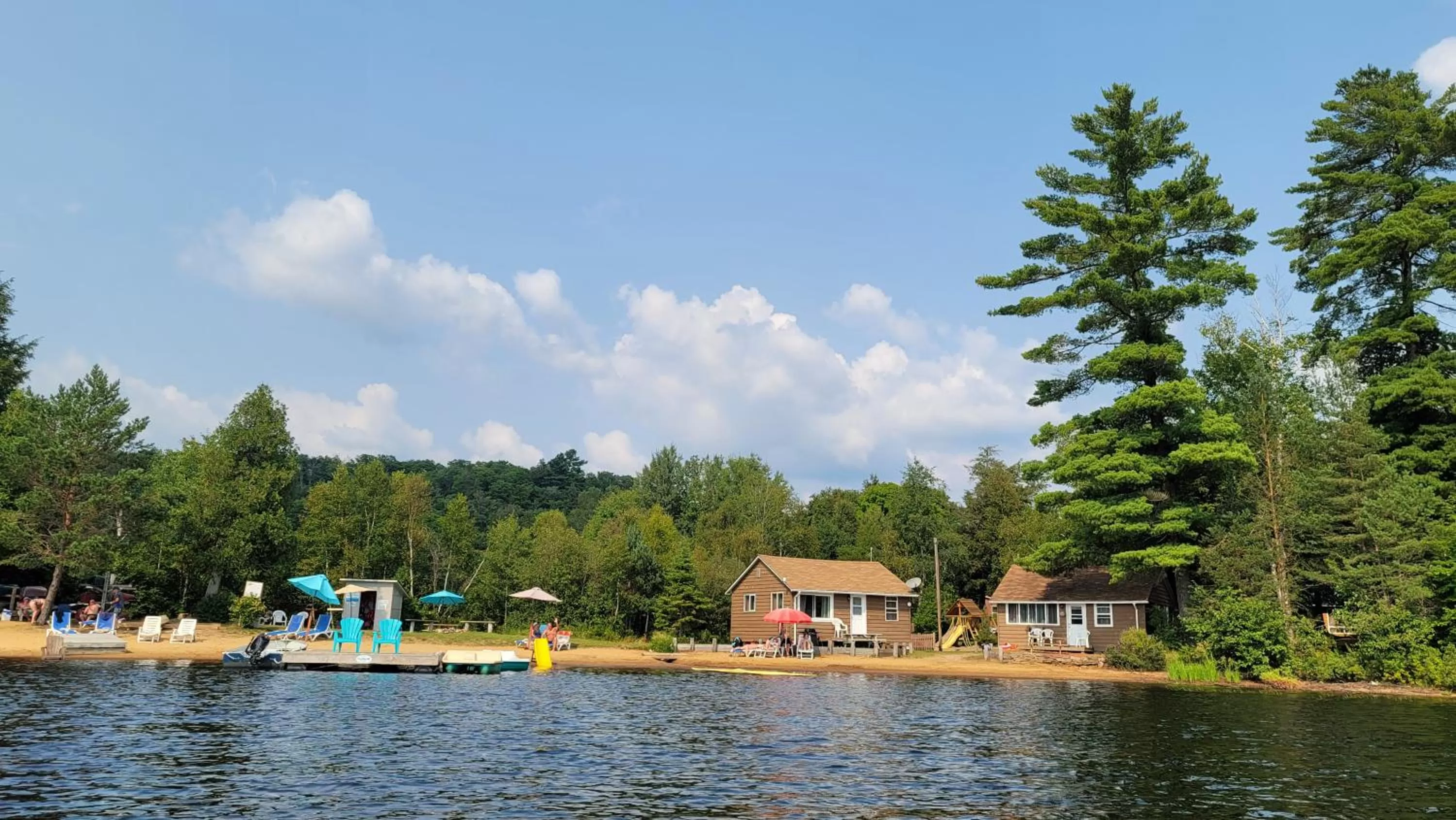 Lake view in Parkway Cottage Resort and Trading Post