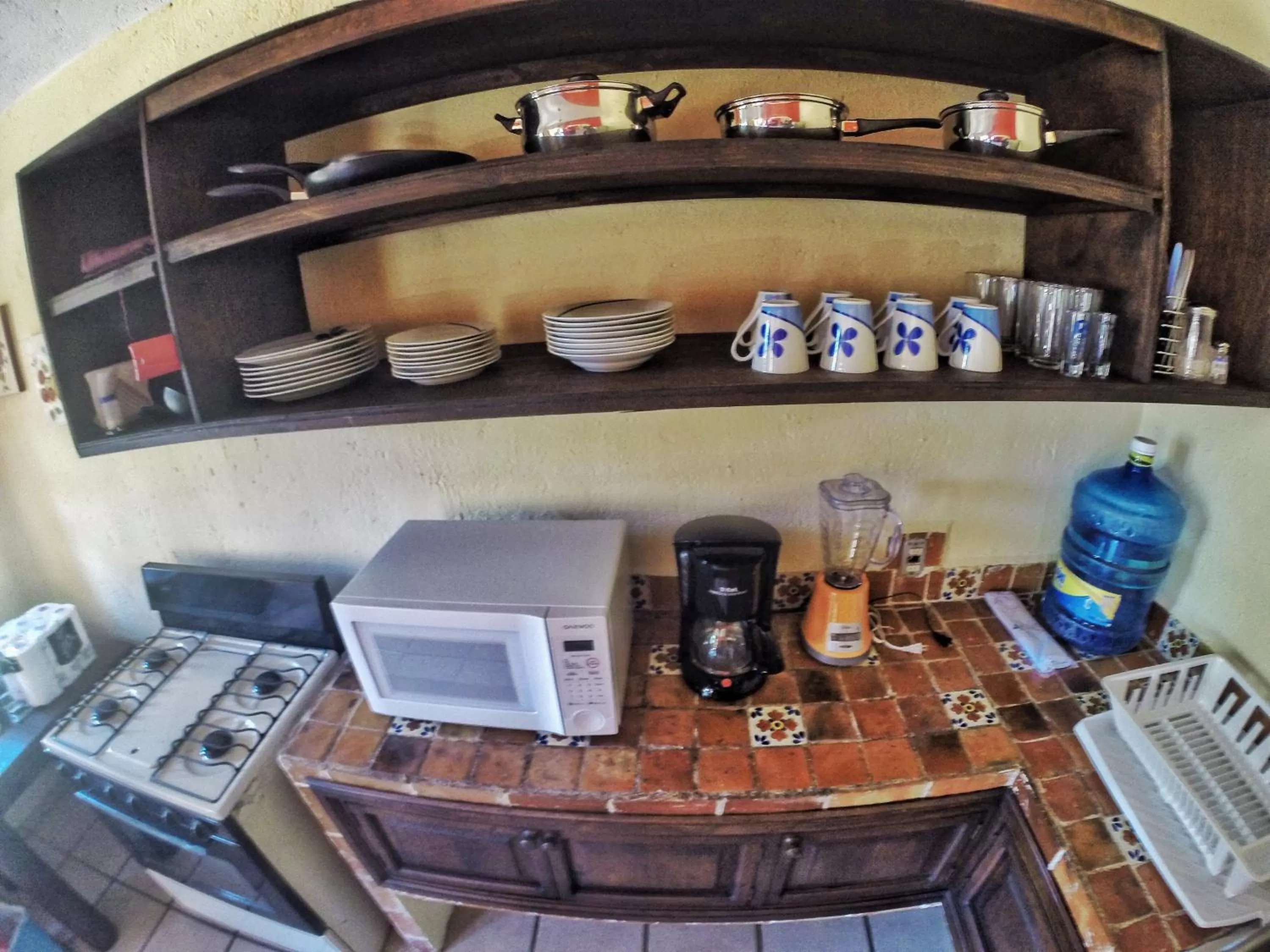 Kitchen or kitchenette in CORTIJO LA CASONA & Bungalow al Pie de la Montaña