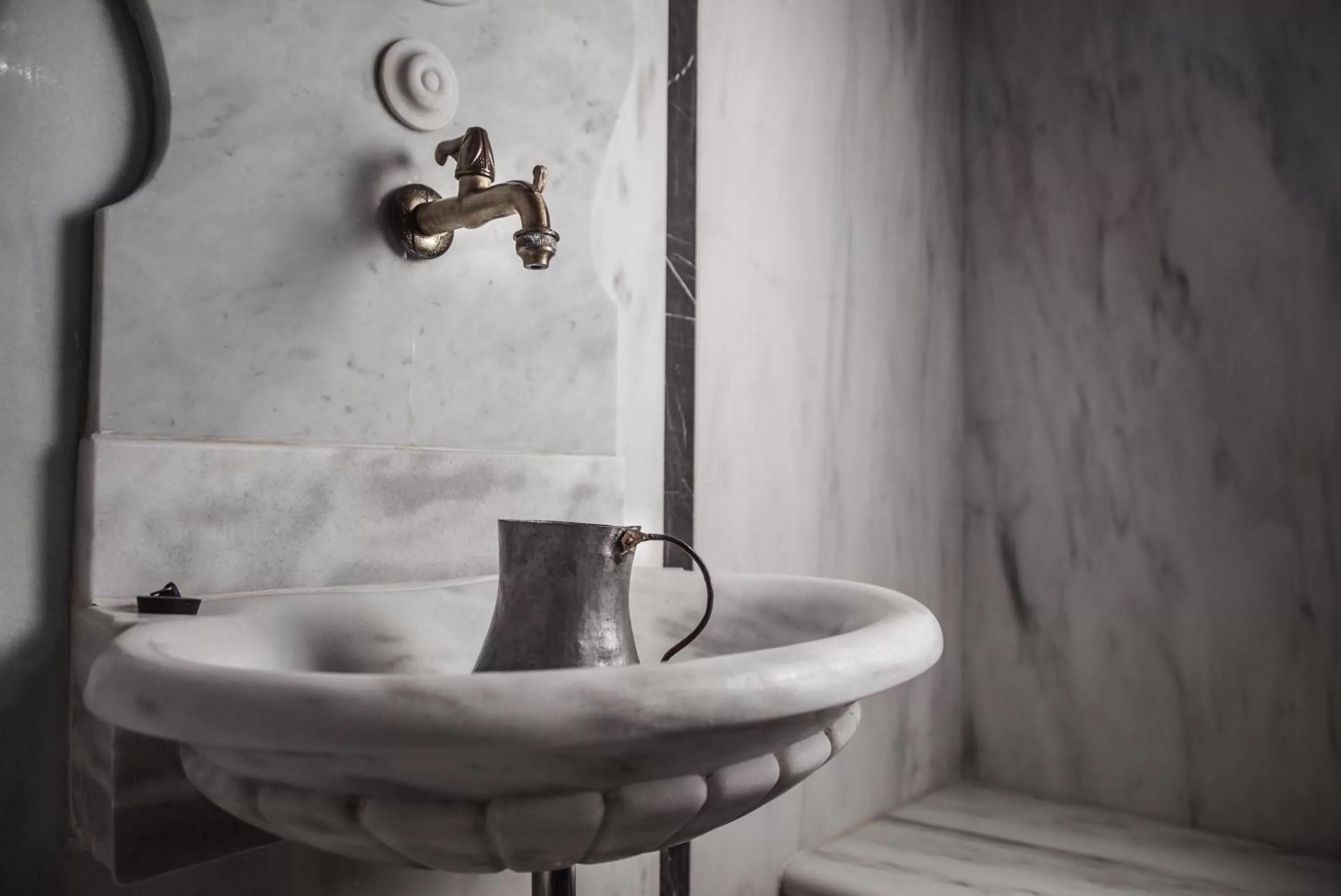 Steam room in Theofilos Paradise Boutique Hotel