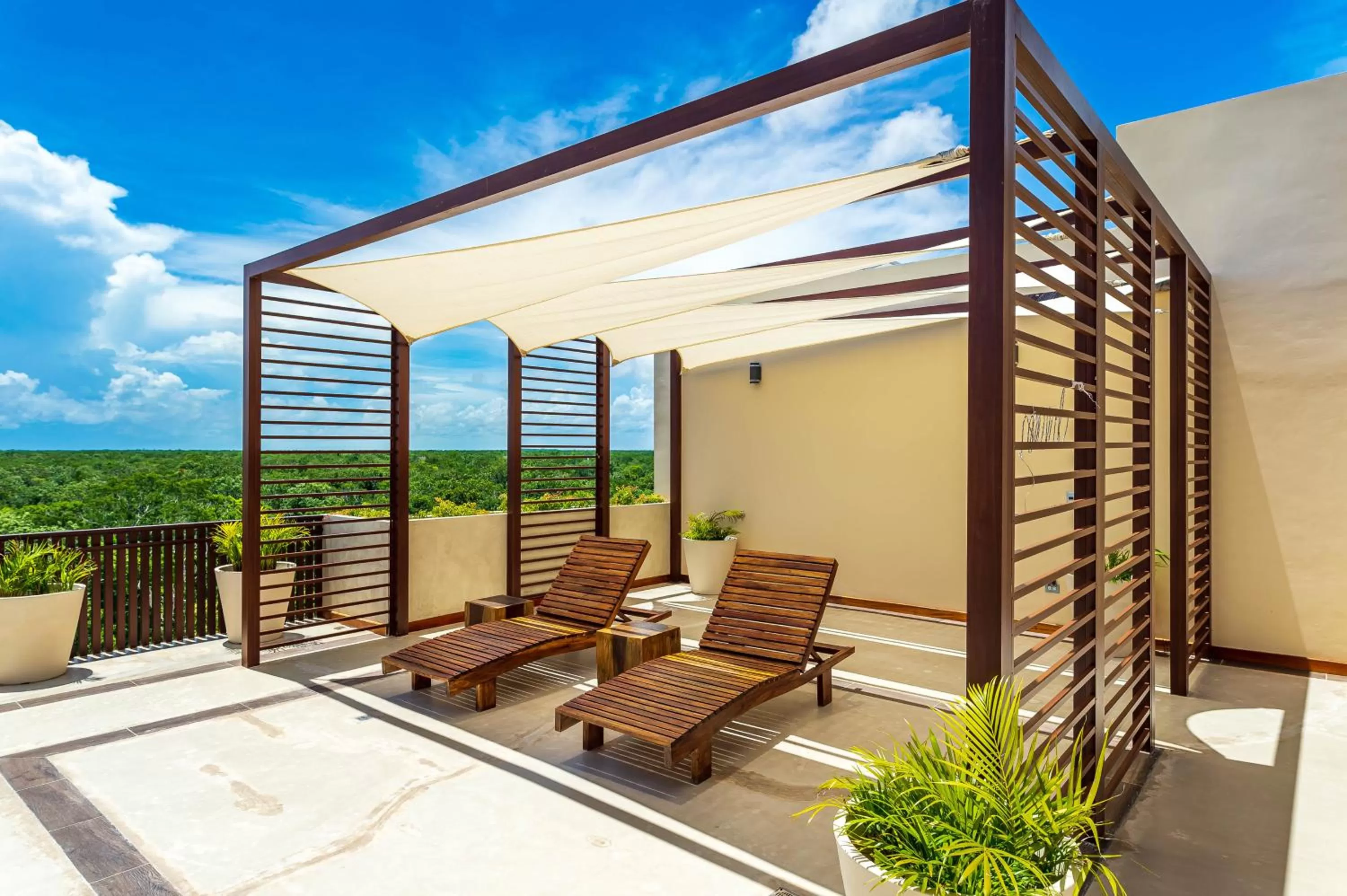 Area and facilities in Pre Opening! Solemn Luxury Condos by Spot Rentals