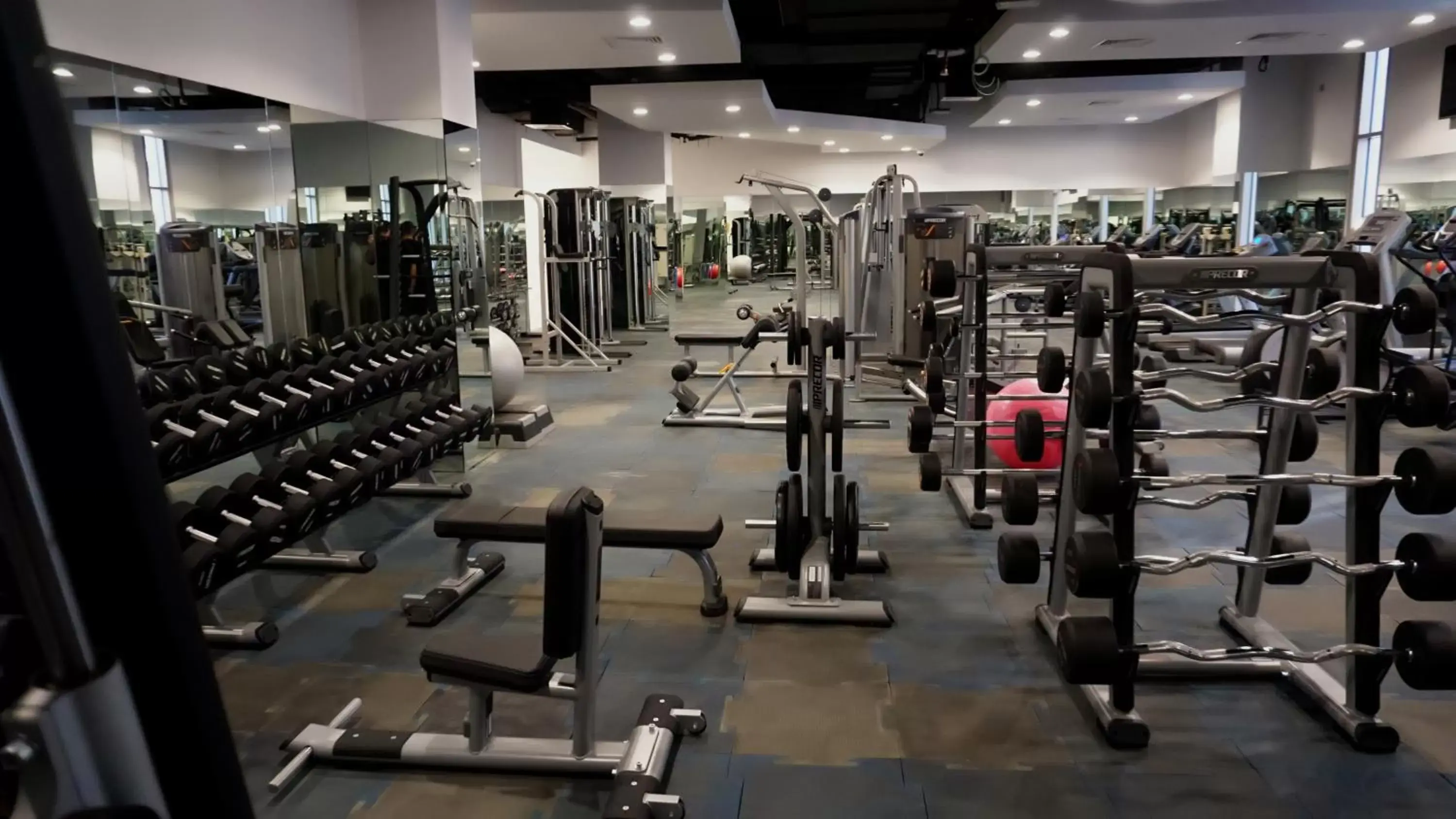 Fitness centre/facilities in Al Kout Beach Hotel Fitness centre/facilities in Al Kout Beach Hotel