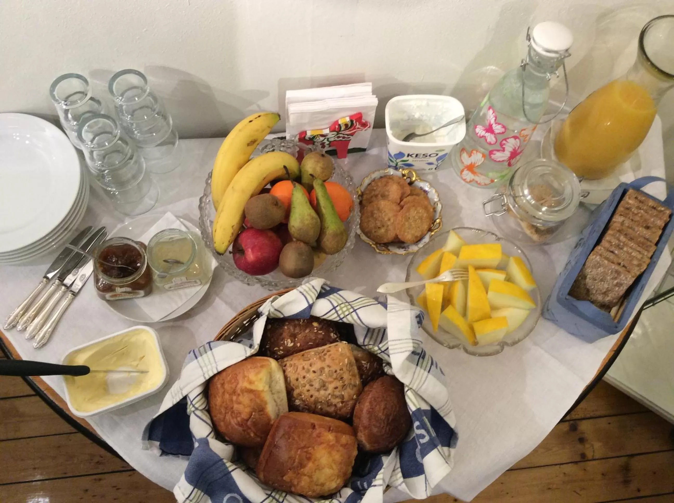 Food and drinks in Kullabygdens Bed & Breakfast