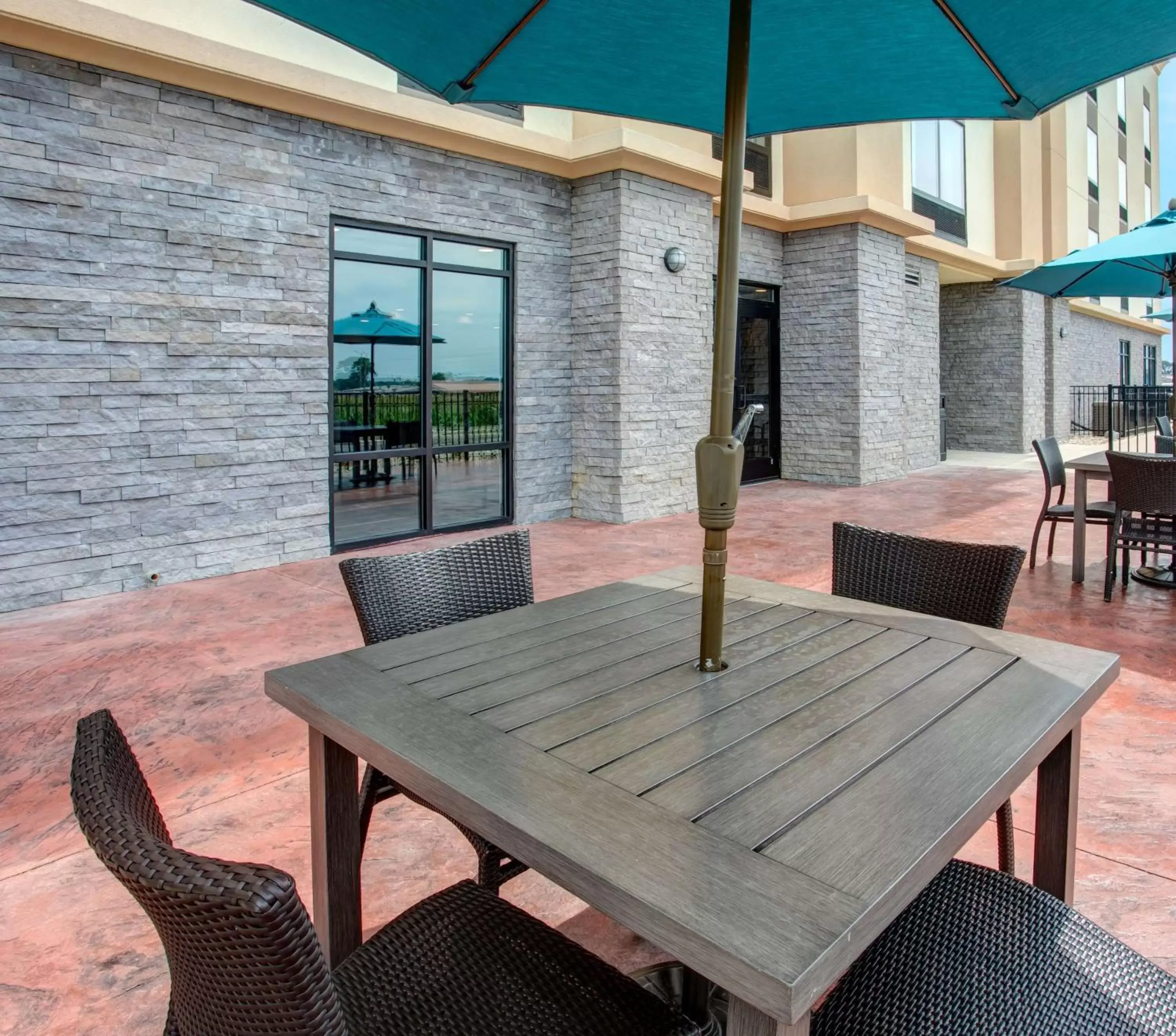 Patio in Hampton Inn Union City, Tn