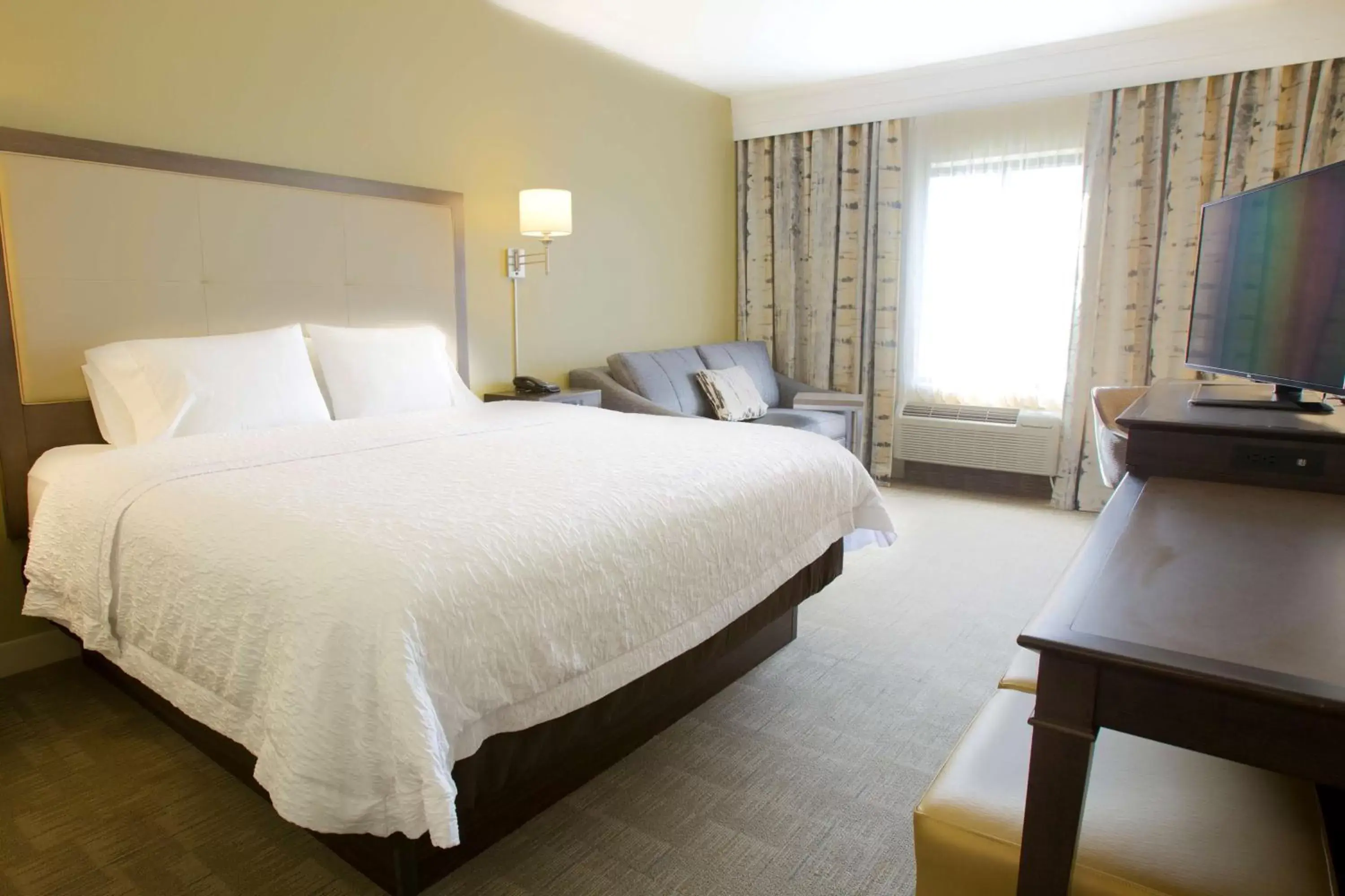 Bedroom, Bed in Hampton Inn & Suites Nampa at the Idaho Center