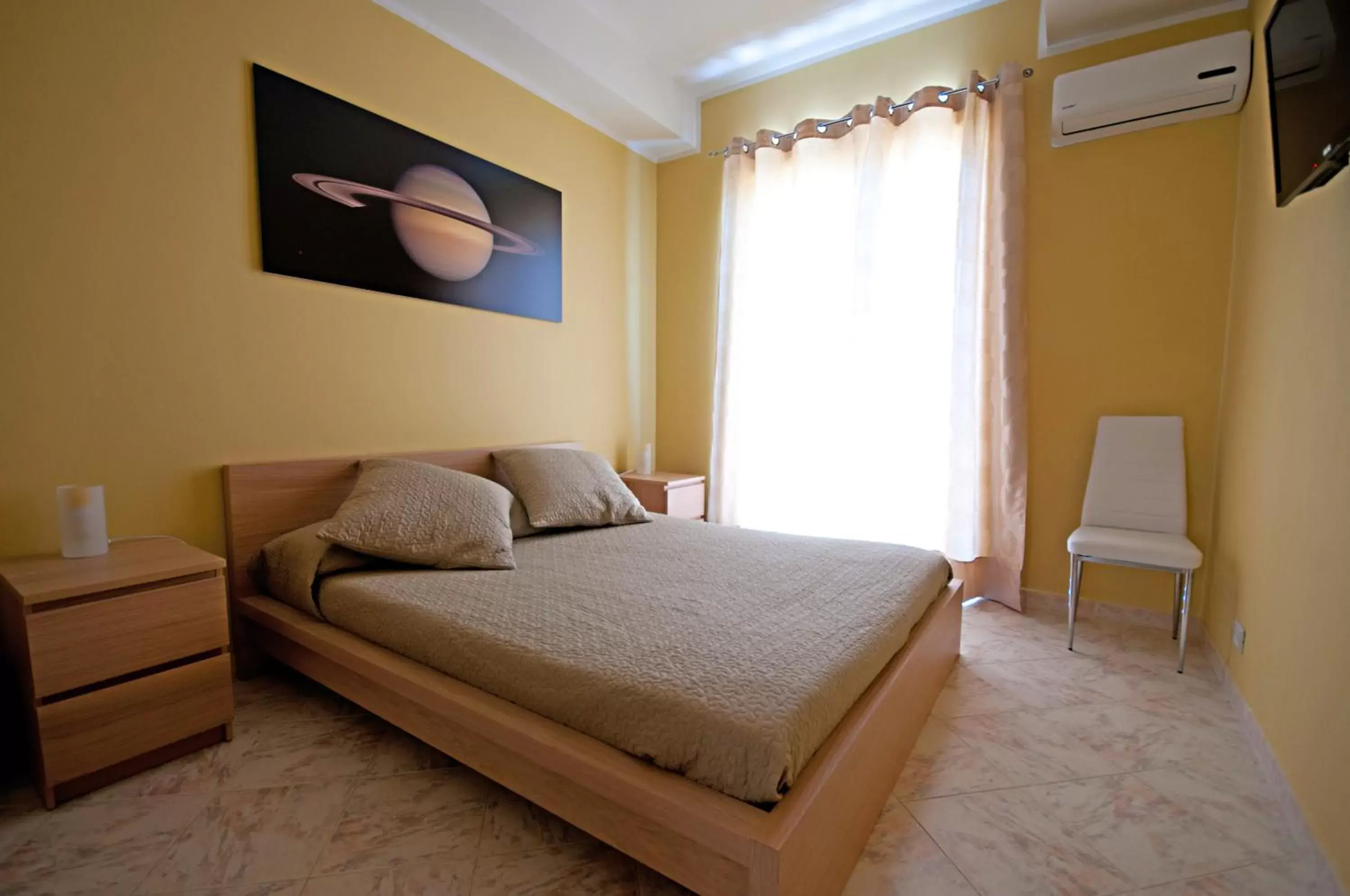 Bedroom, Bed in Kosmos