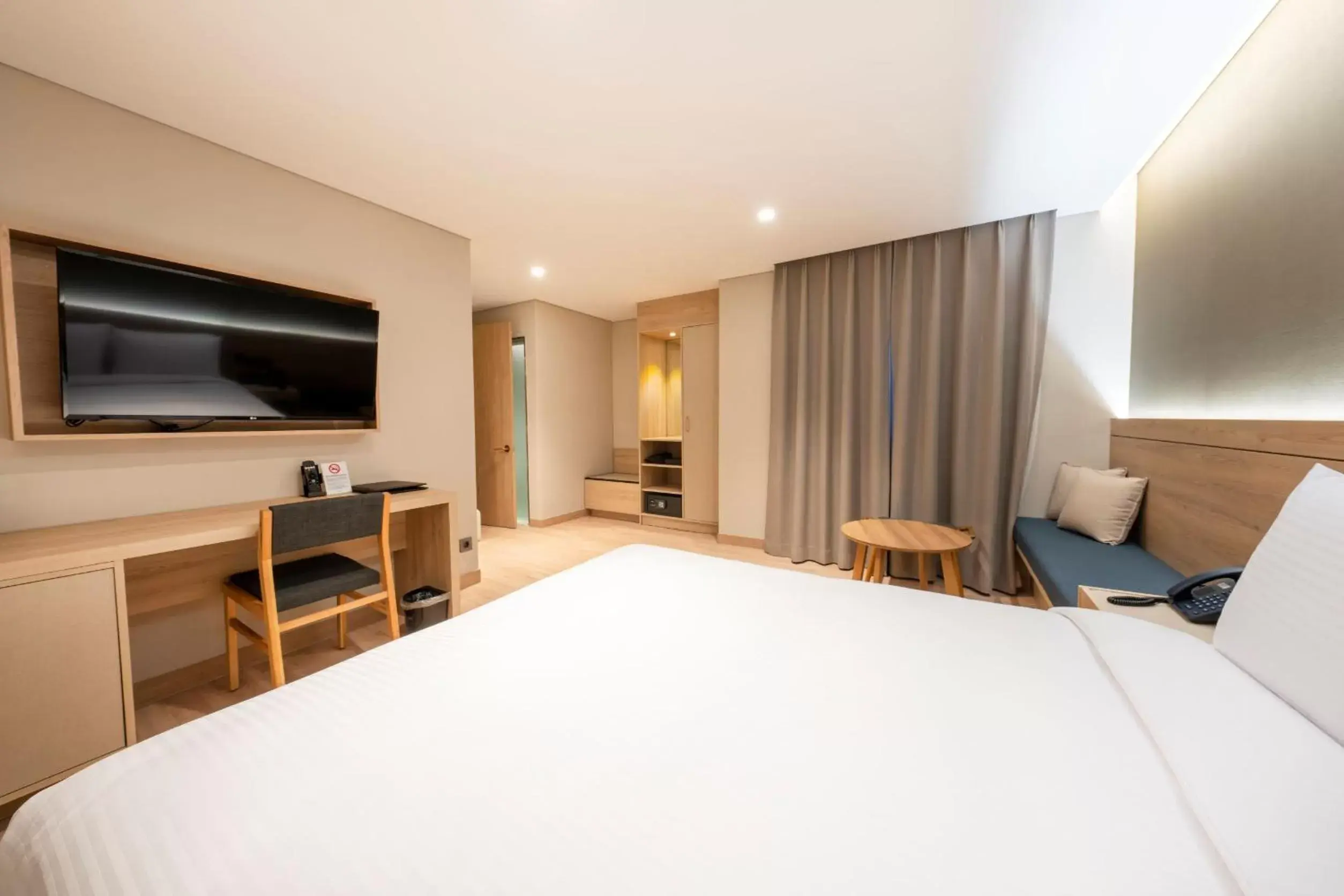 Photo of the whole room, Bed in Hotel Foret The Spa Photo of the whole room, Bed in Hotel Foret The Spa