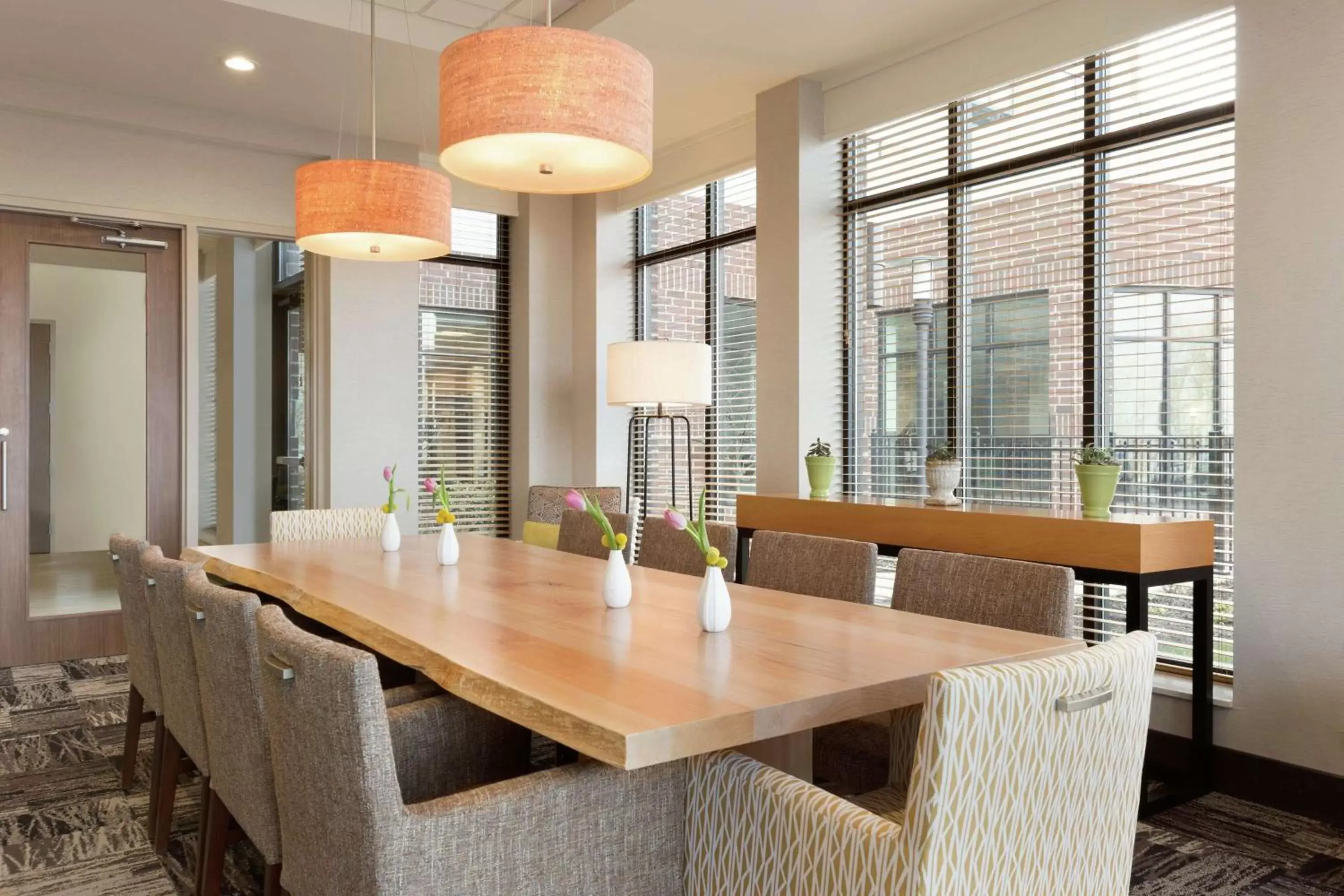 Meeting/conference room, Restaurant/Places to Eat in Hilton Garden Inn Pittsburgh Airport South-Robinson Mall