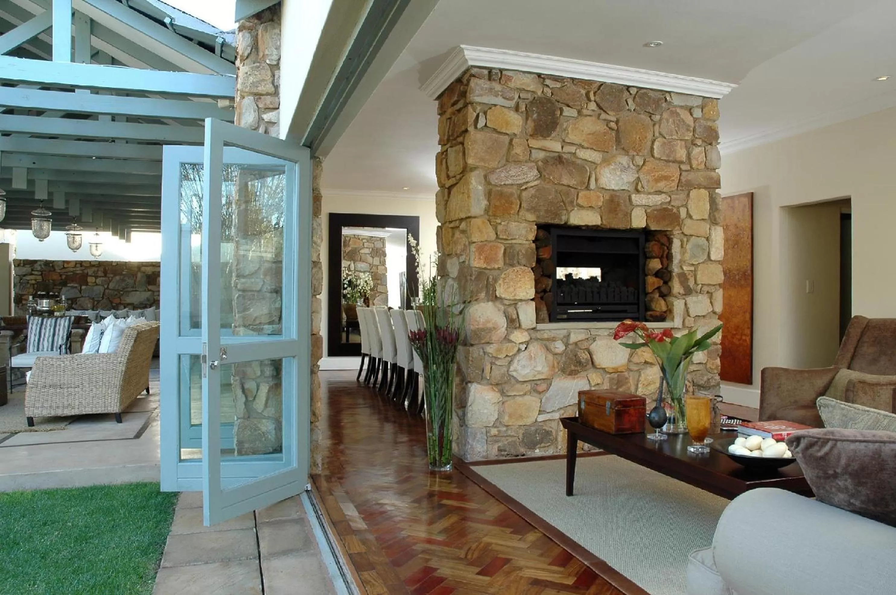 Lounge or bar in The Parkwood