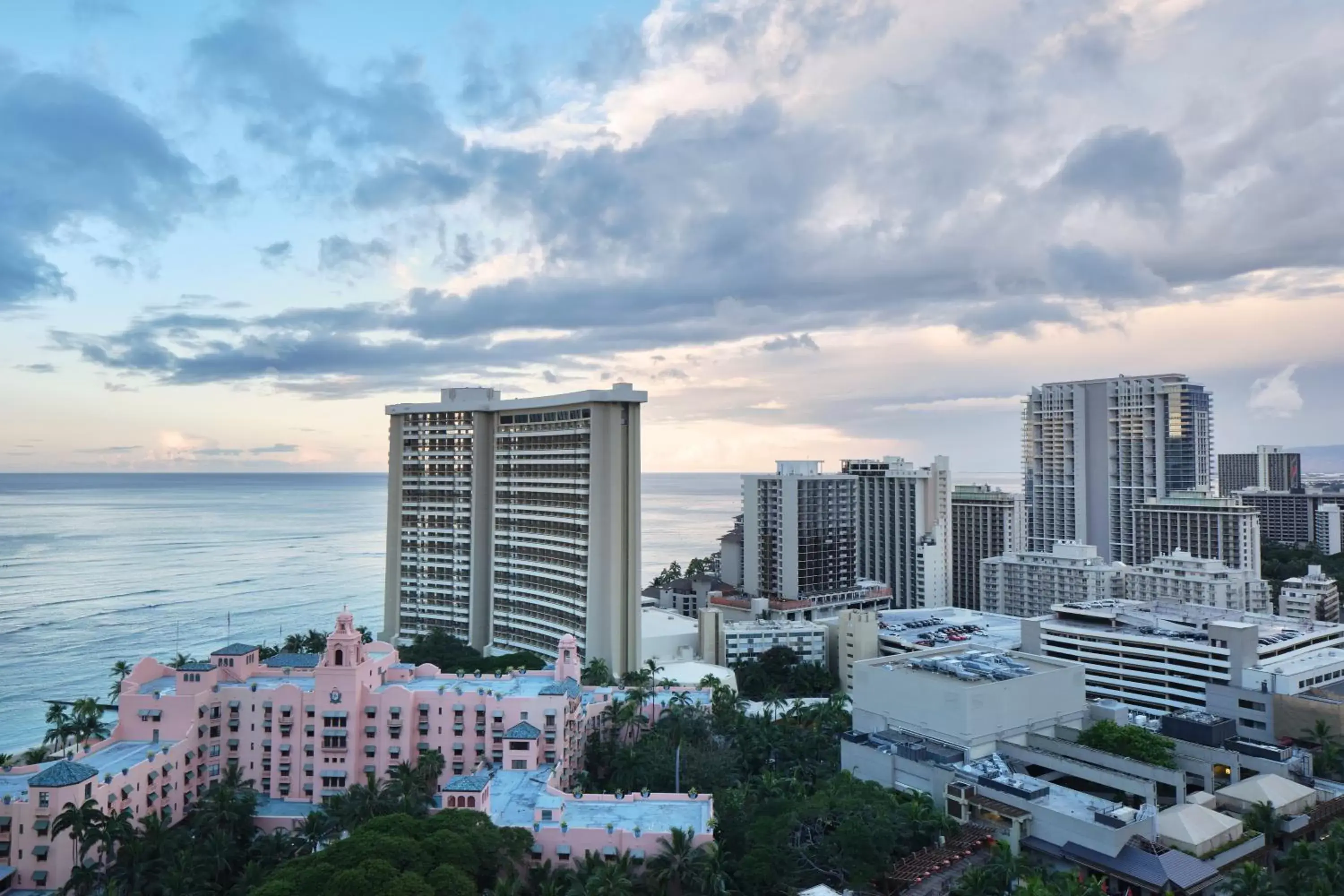City view in OUTRIGGER Waikiki Beachcomber Hotel